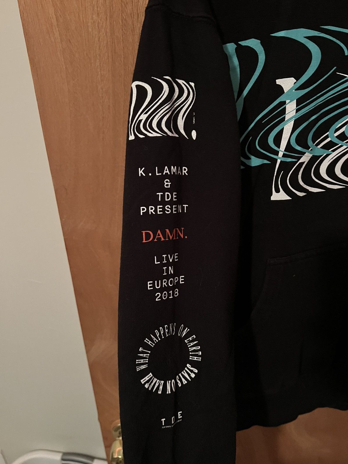 Kendrick Lamar Kendrick Lamar DAMN Europe Tour Hoodie Size US L / EU 52-54 / 3 - 3 Thumbnail