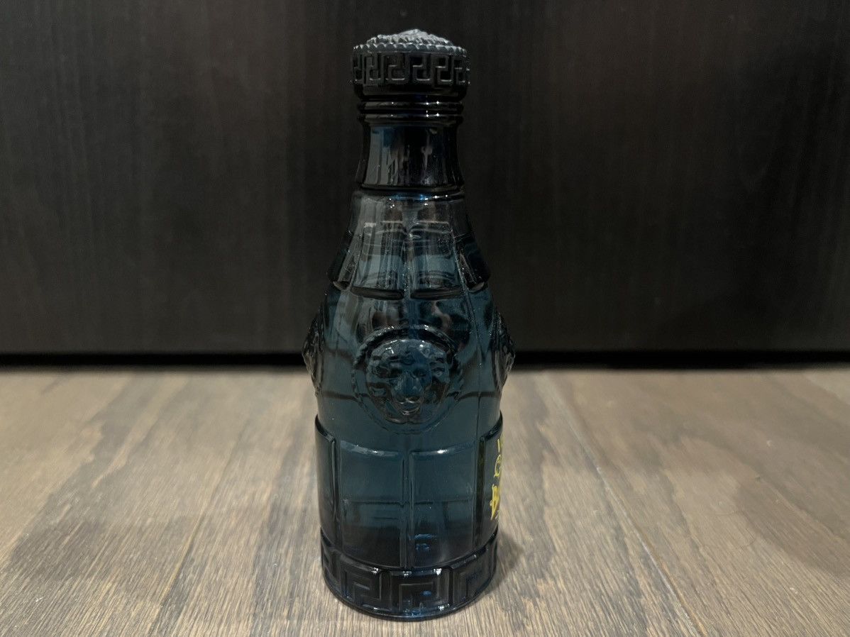 Versace Versace Blue Jeans Man EDT 75ml 90%+ Full Original Tin Box Size ONE SIZE - 5 Thumbnail