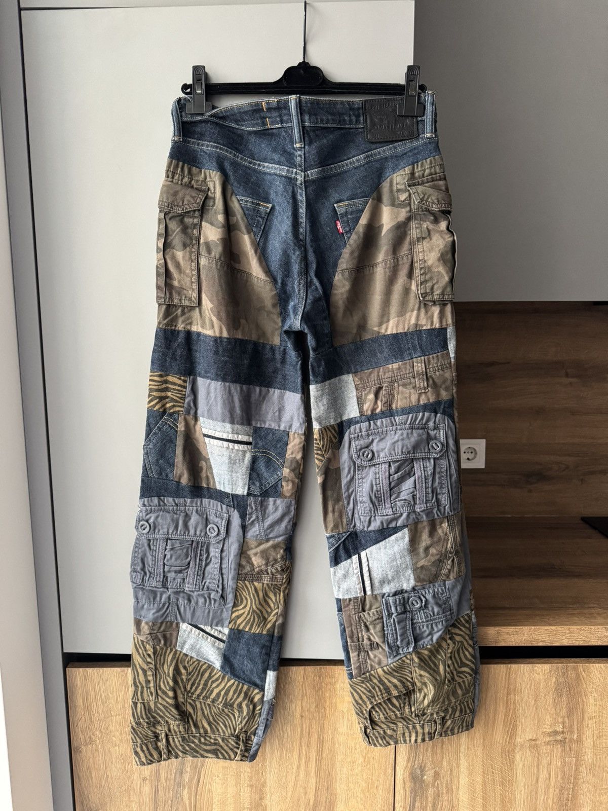 Levi's Patch Work Vintage Levis 517 Boot Cut Release Hem Jeans Size US 33 - 5 Thumbnail