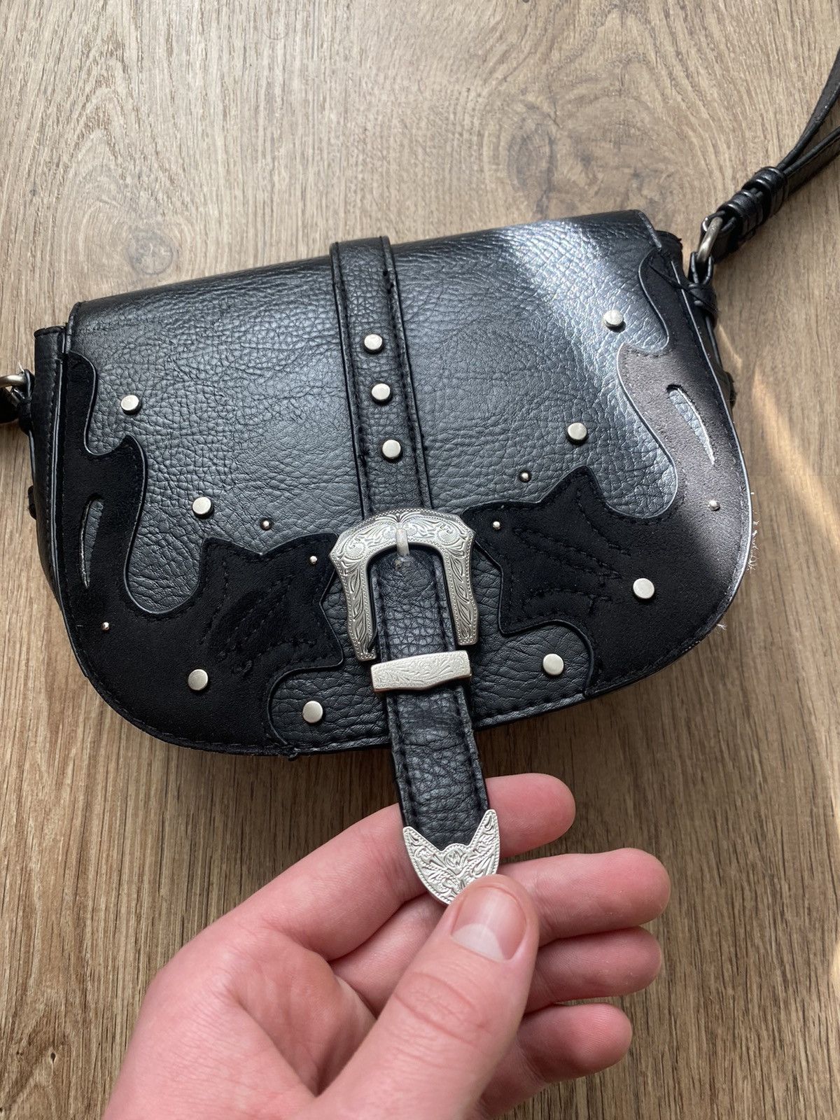B.B. Simon Y2K b.b Simon style black fire shoulder bag Size ONE SIZE - 3 Thumbnail