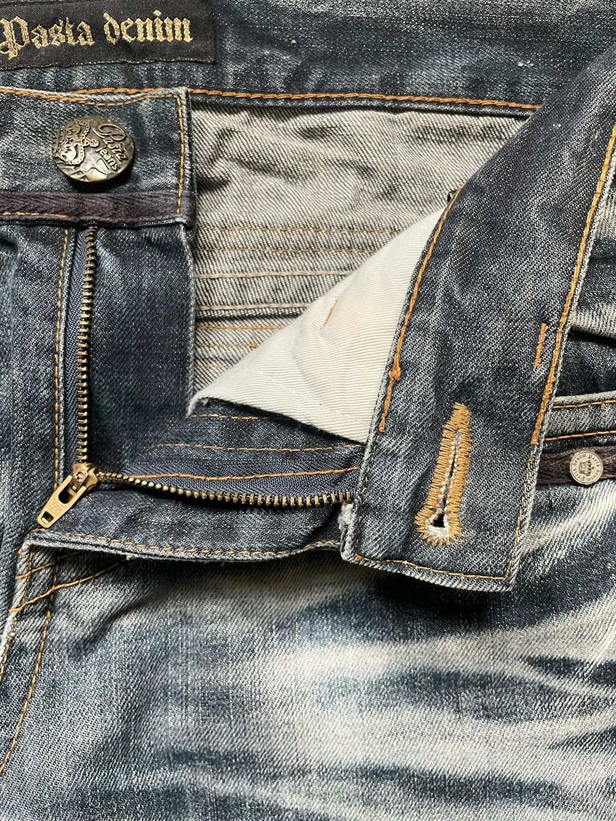Japanese Brand Vintage Japanese Brand Clawmark Distressed Bootcut Jeans Size US 30 / EU 46 - 9 Thumbnail