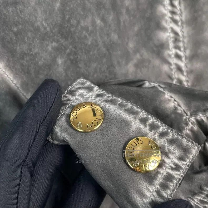 Louis Vuitton Louis Vuitton Mulberry Silk Gold Button Jacket Size XS / US 0-2 / IT 36-38 - 6 Thumbnail
