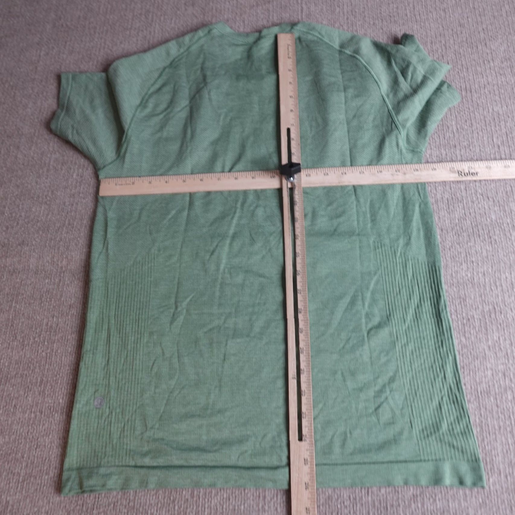 Lululemon Lululemon Mens T-Shirt Athletic Green Solid Metal Vent Tech Raglan Short Sleeve Crew Neck Size US M / EU 48-50 / 2 - 5 Thumbnail