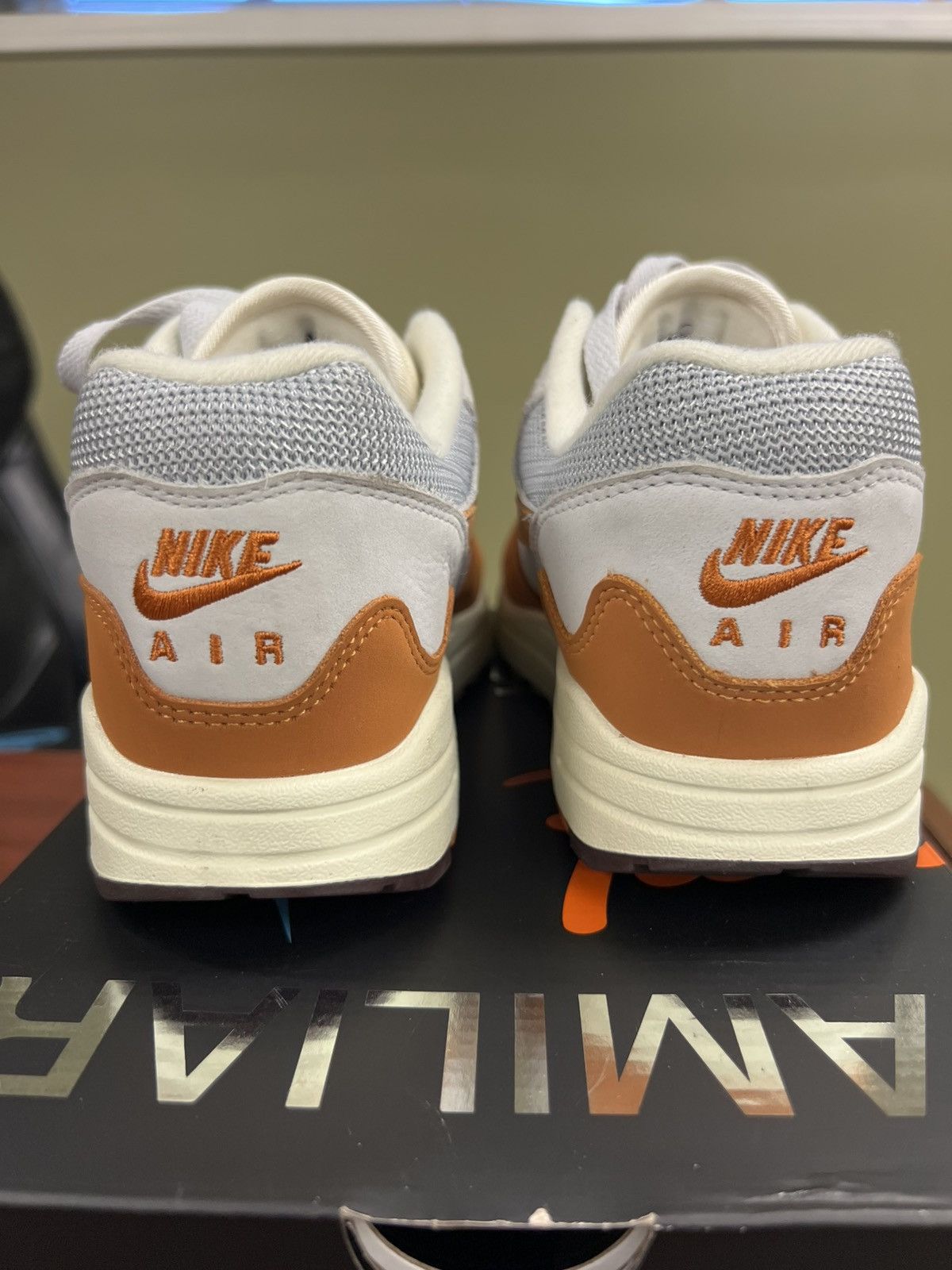 Nike × Patta Nike Air Max 1 x Patta Size US 8.5 / EU 41-42 - 4 Thumbnail