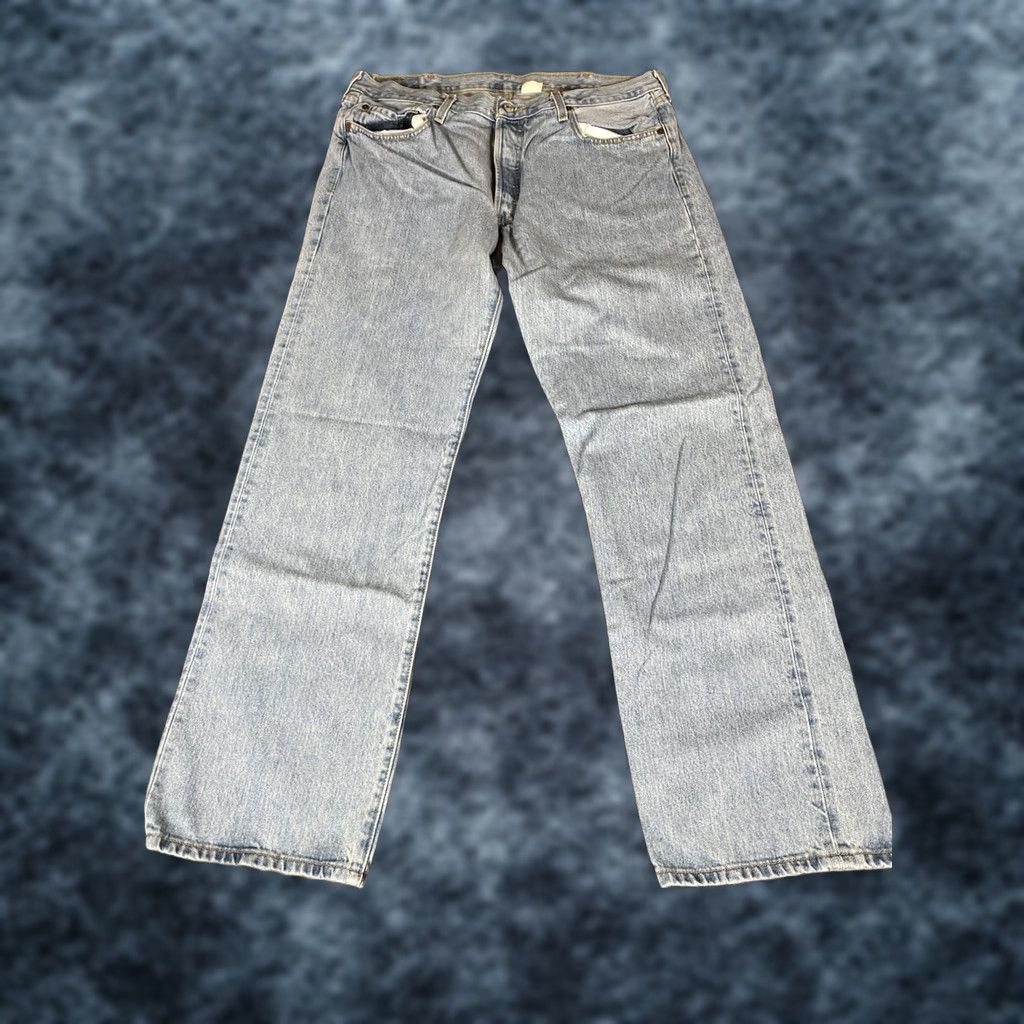 Levi's Vtg Levi's 501 Jeans 38x32 Light Blue Distressed Grunge 90s Logo Belt Loops Jeans Size US 38 / EU 54 - 1 Thumbnail