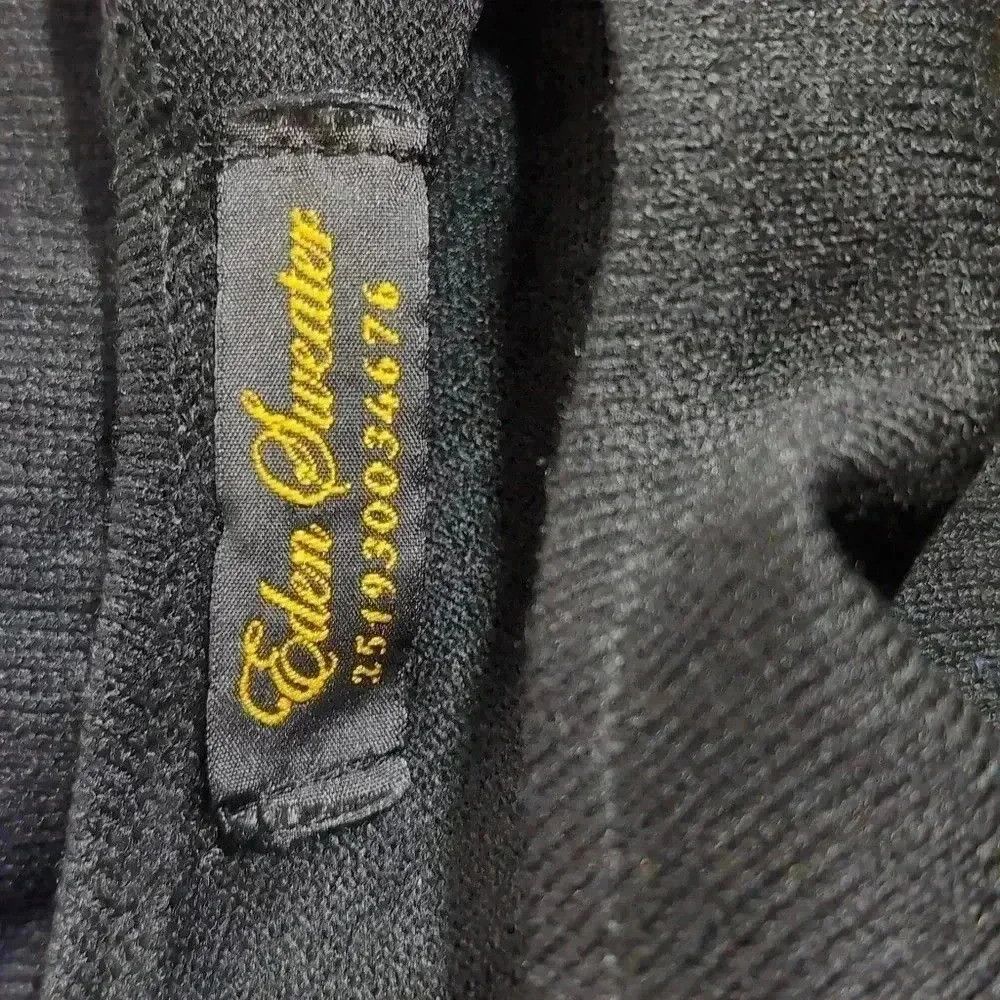 Vintage Black Eden Sweater Embroidered Gold Cross design sz M Size M / US 6-8 / IT 42-44 - 4 Thumbnail