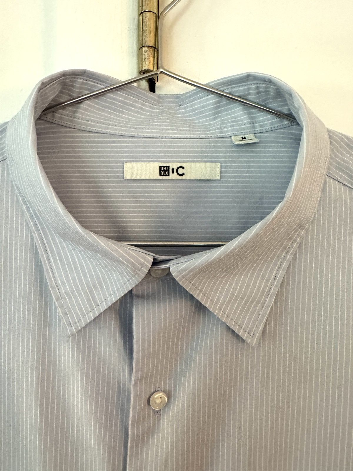 Uniqlo Uniqlo x Clare Waight Keller shirt Size US M / EU 48-50 / 2 - 2 Thumbnail