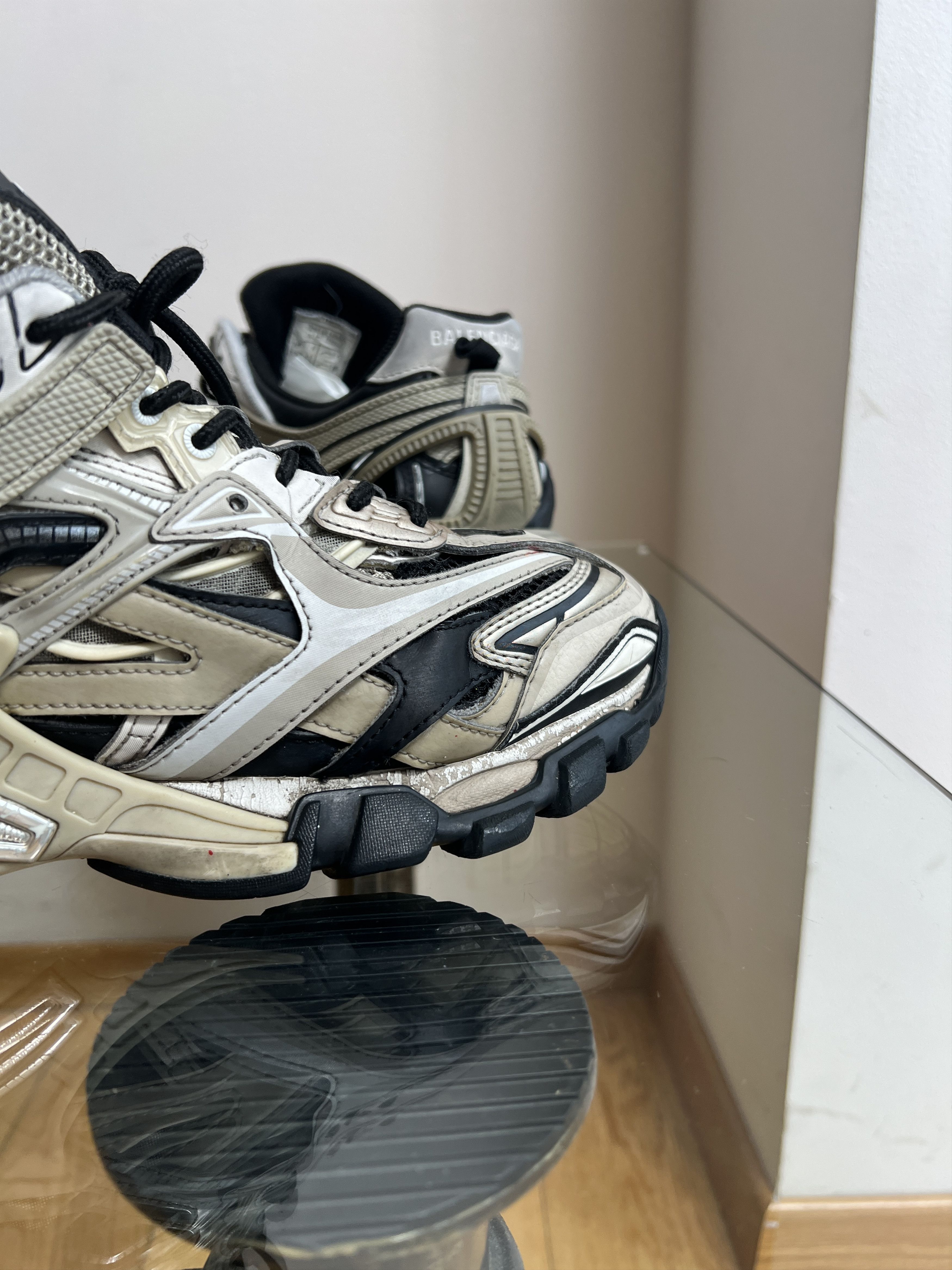 Balenciaga TRACK.2 BEIGE SZ EU 41 Size US 8 / EU 41 - 12 Thumbnail