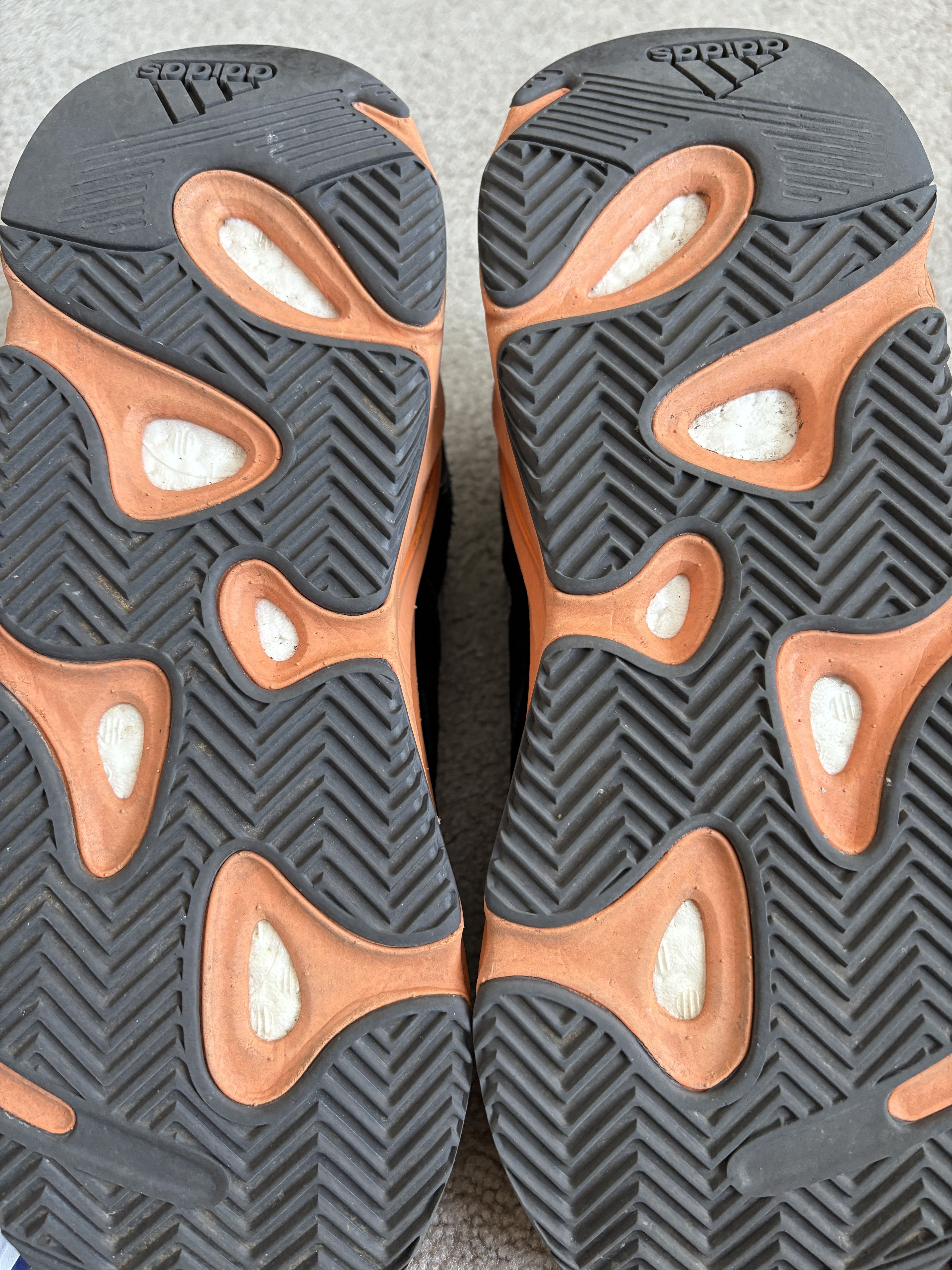 Yeezy Size 10 - adidas Yeezy Boost 700 Wash Orange Light wear Size US 10 / EU 43 - 6 Thumbnail