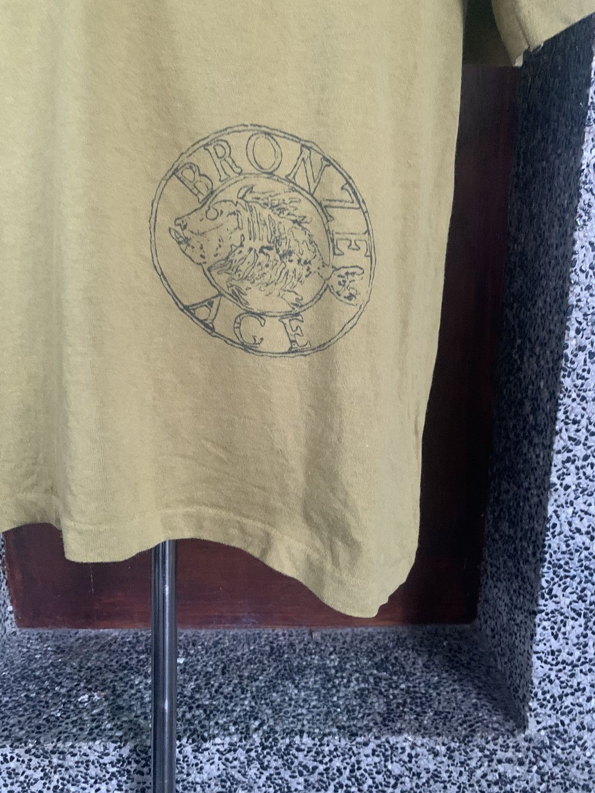 Vintage Vintage 90s Bronze Age Venice Skateboards T shirt Size US L / EU 52-54 / 3 - 4 Thumbnail