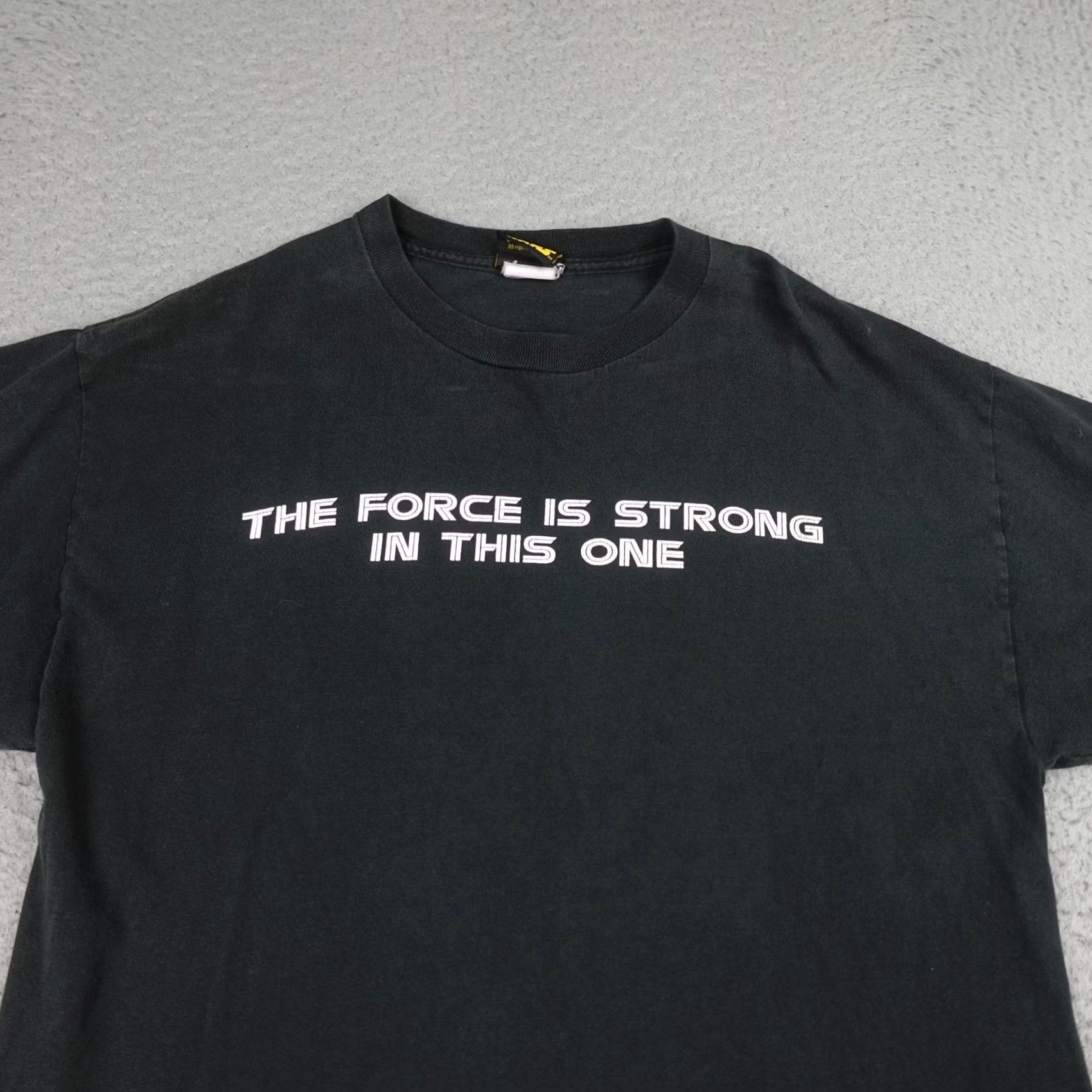 Star Wars VINTAGE Star Wars Shirt Mens Large Black Force Is Strong Graphic Tee Movie Size US L / EU 52-54 / 3 - 5 Thumbnail