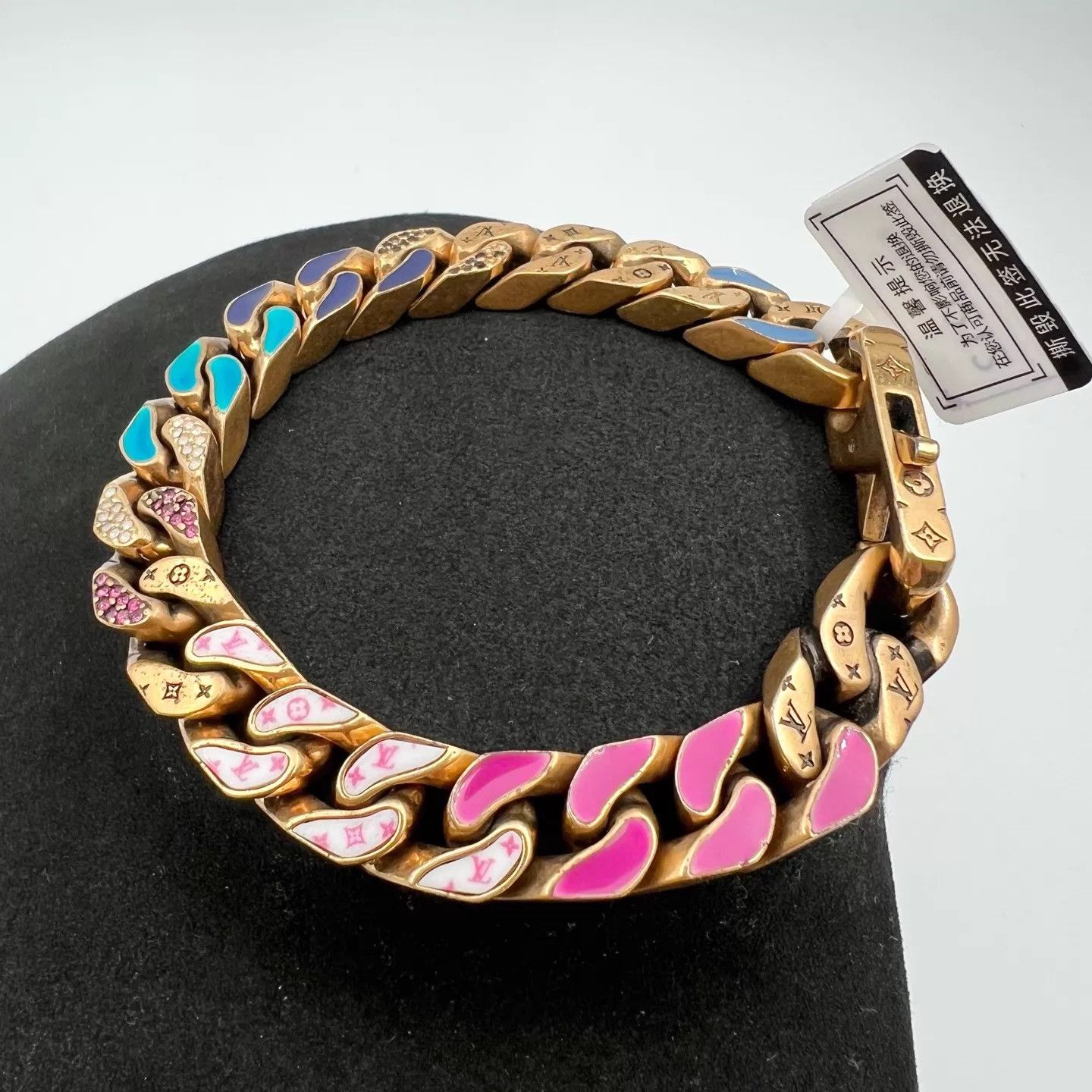 Louis Vuitton LV Enamel Gradient Cuban Link Bracelet M Size ONE SIZE - 2 Thumbnail