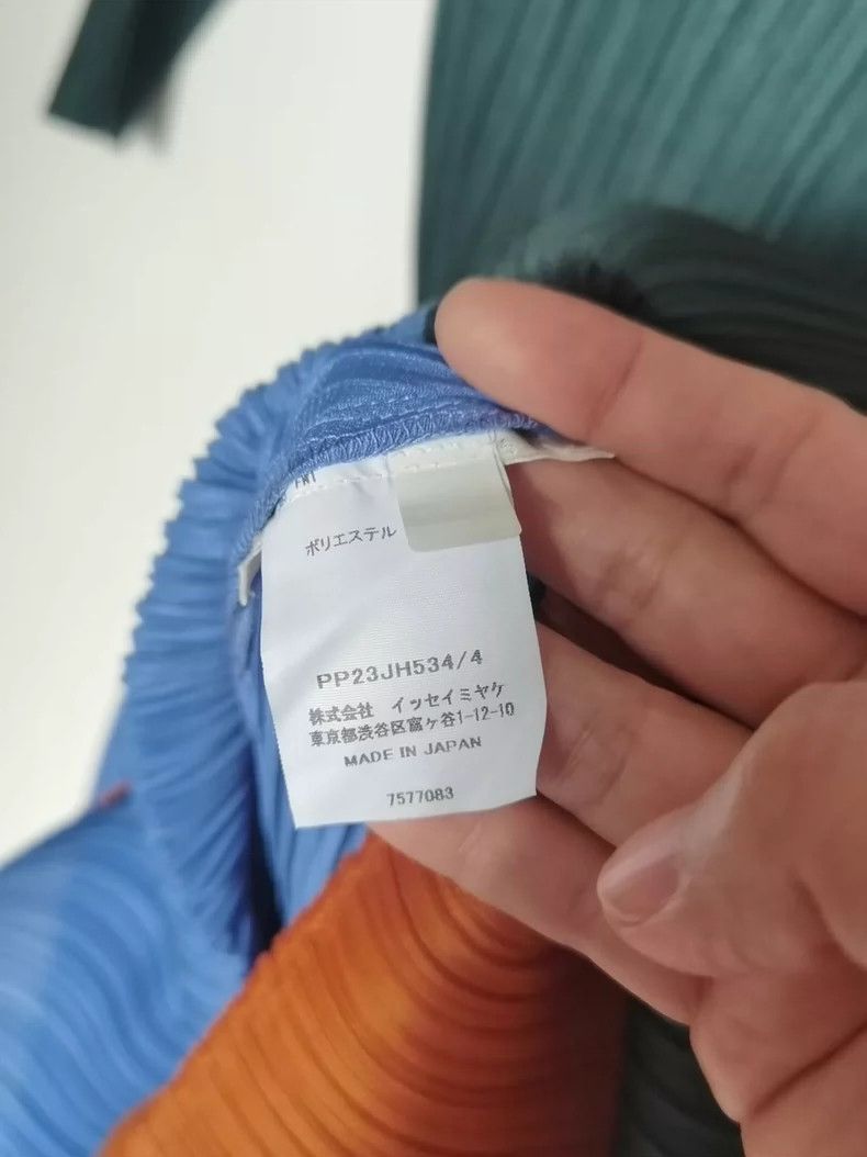 Issey Miyake Issey Miyake size:4 Blue and green color-blocked pleated d Size L / US 10 / IT 46 - 3 Thumbnail