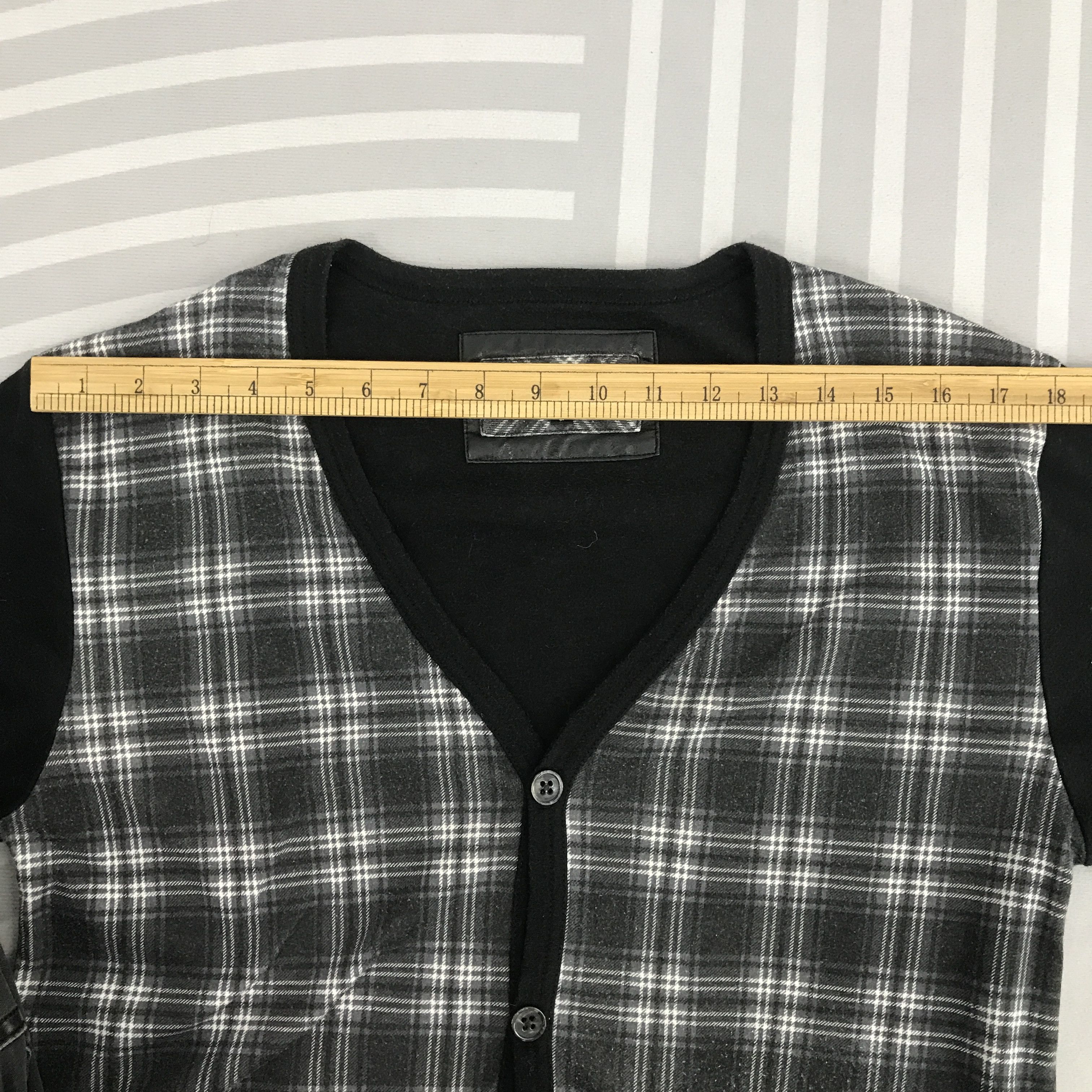 Japanese Brand Vintage Urban Collection cardigan sweater Size US L / EU 52-54 / 3 - 5 Thumbnail