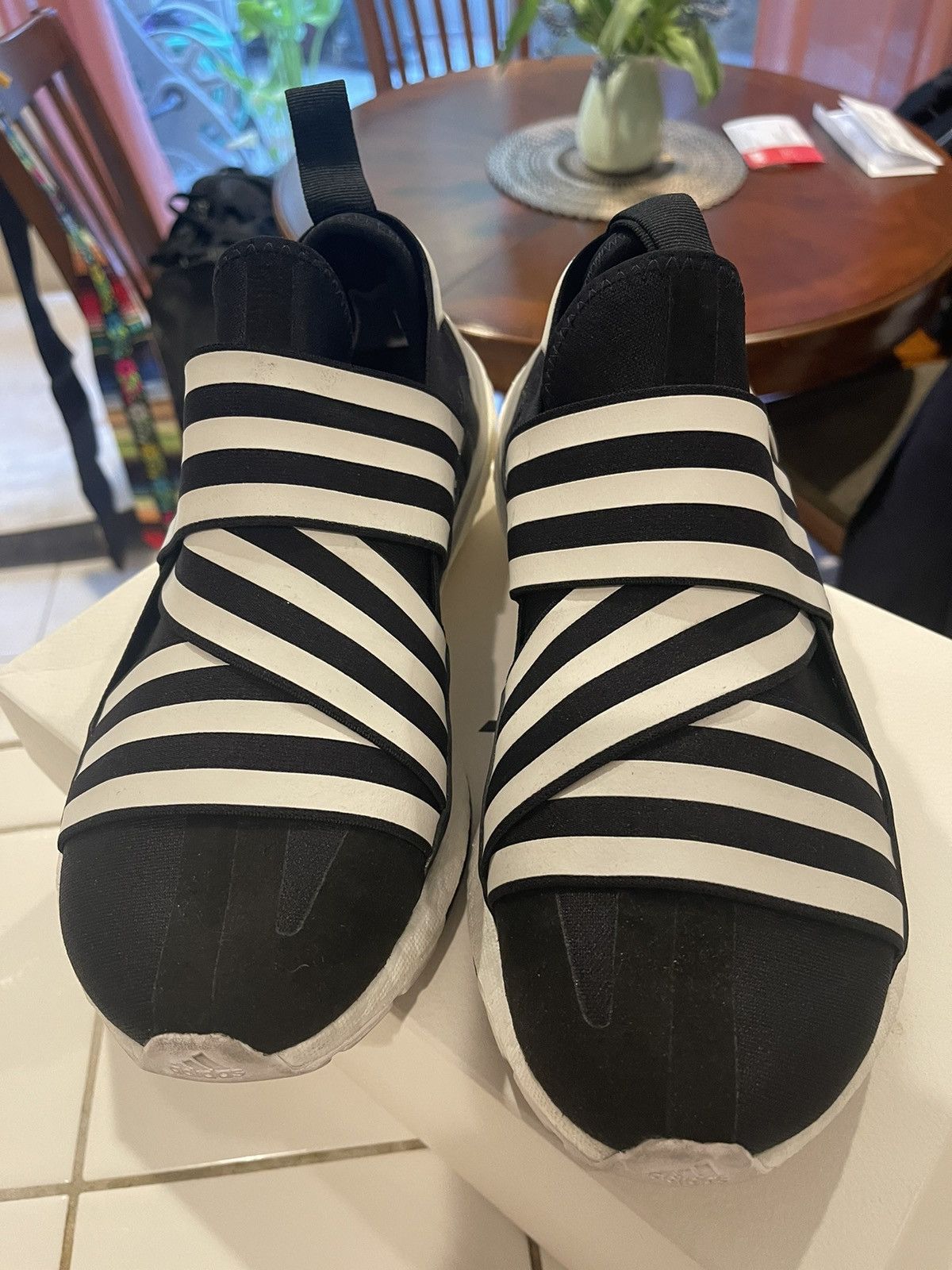 Y-3 Y-3 ULTRA BOOST 22 Black/White | Grailed