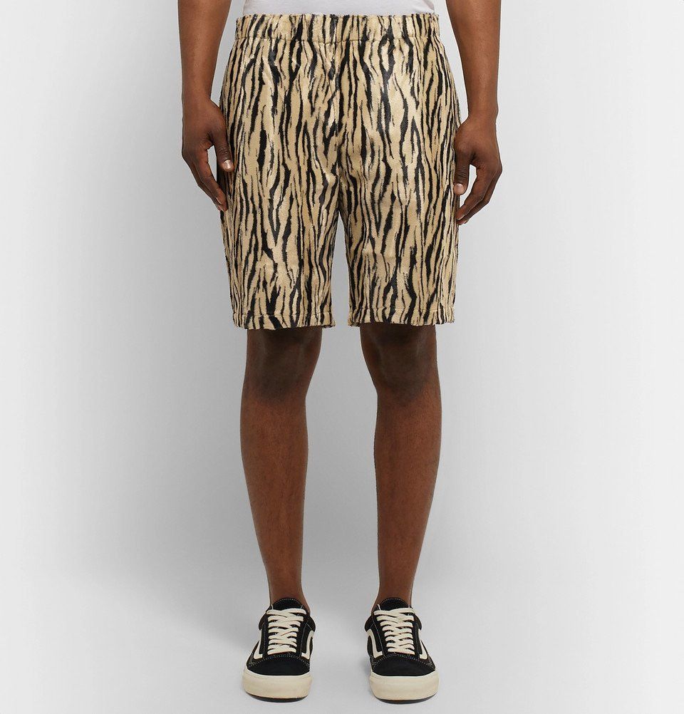 Neighborhood ZEBRA FAUX FUR SHORT F/W '19 Size US 38 / EU 54 - 3 Thumbnail
