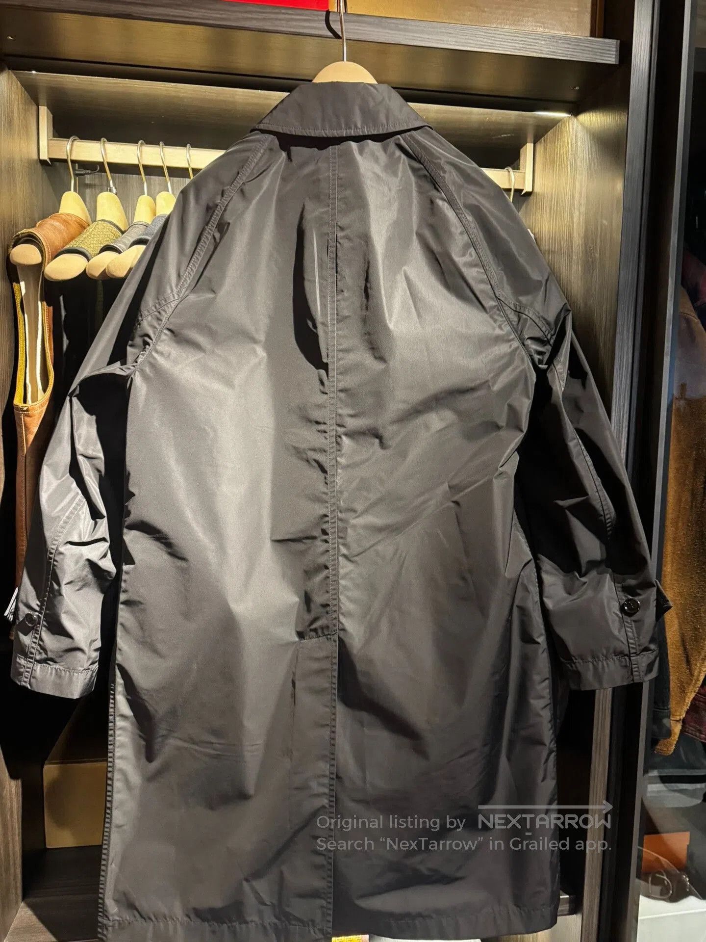 Burberry Burberry Men's Trench Coat. Size US S / EU 44-46 / 1 - 3 Thumbnail