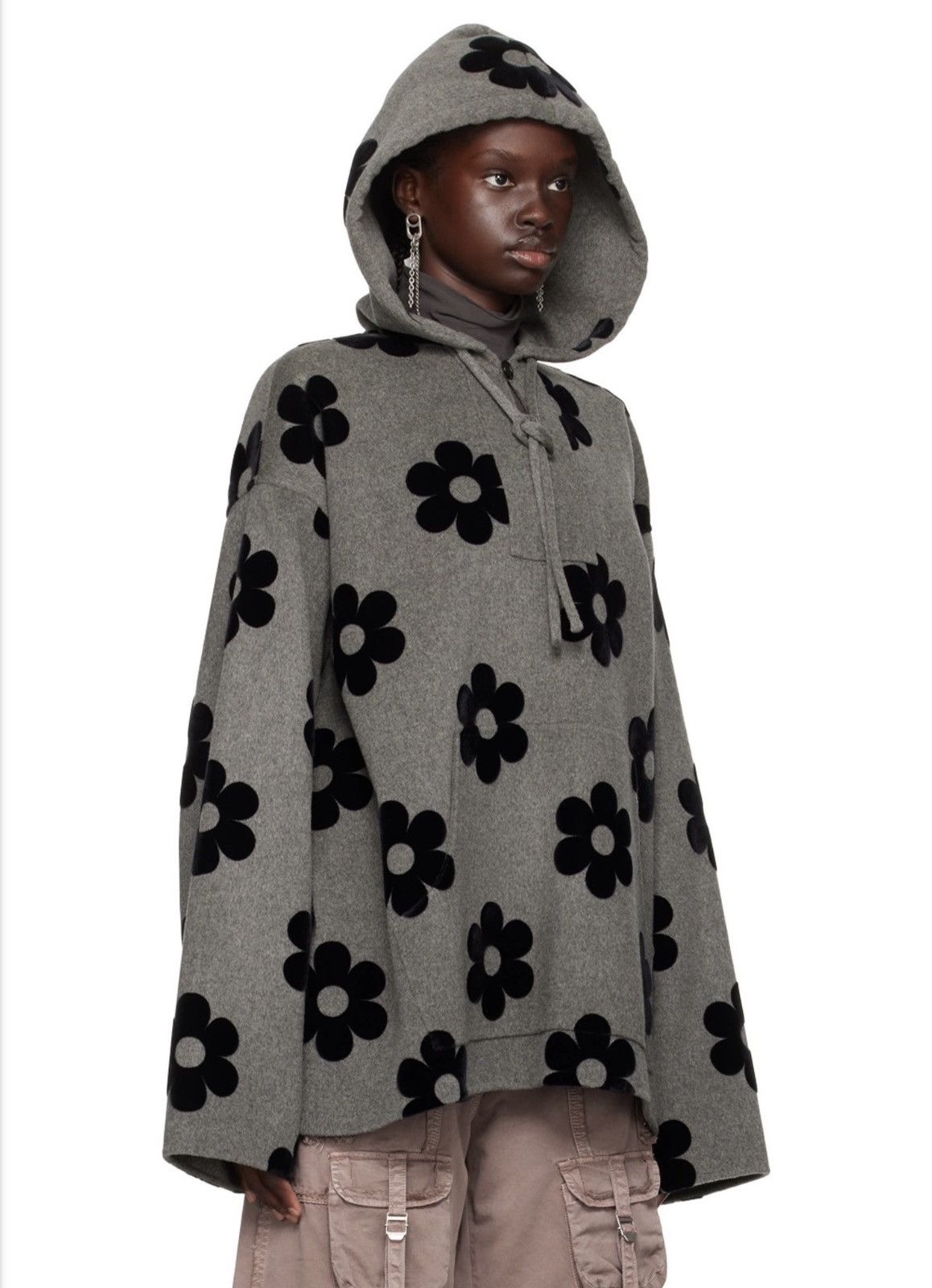 Acne Studios Acne Studios Gray Flower Hoodie Size US S / EU 44-46 / 1 - 10 Thumbnail
