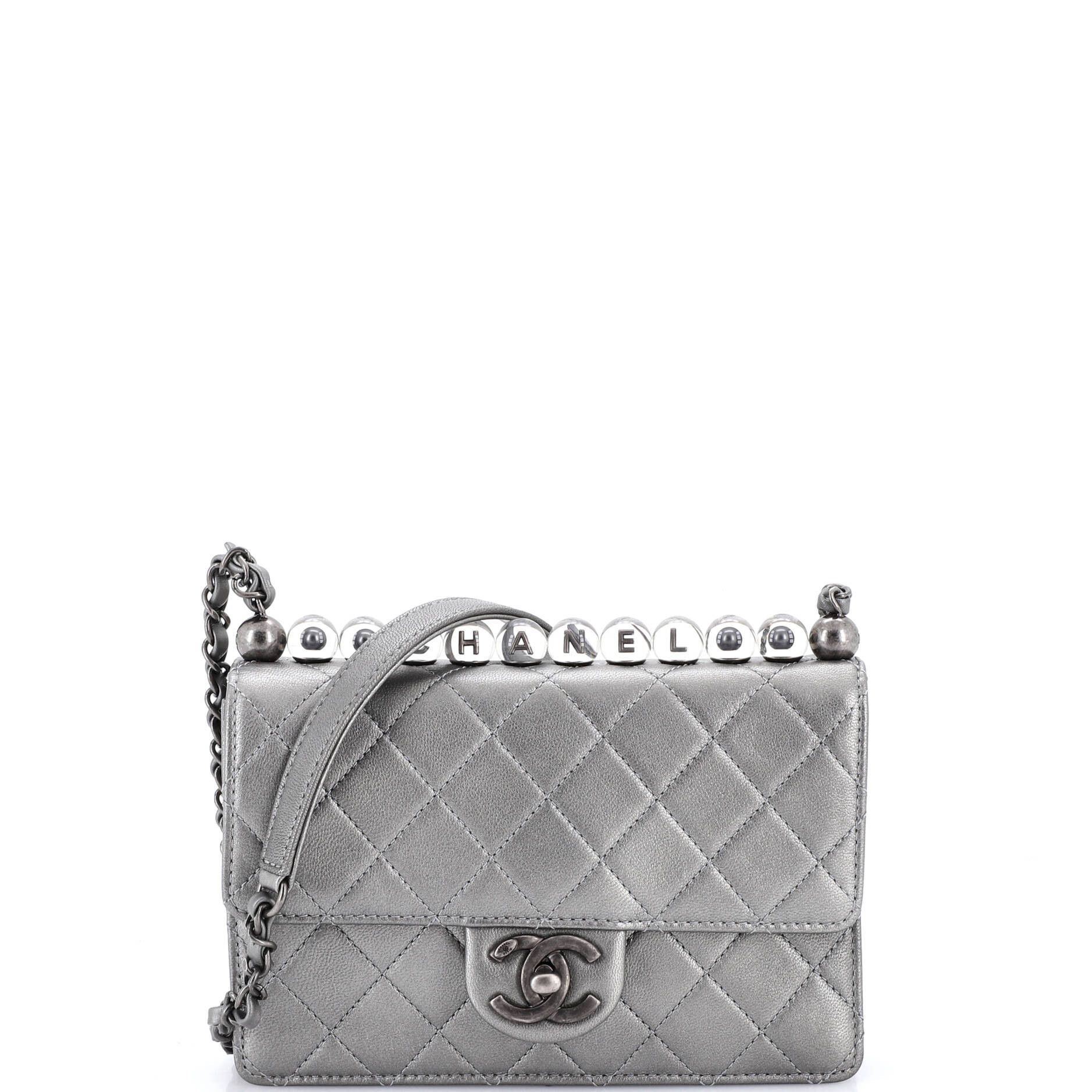 Chanel Chic Pearls Flap Bag Size ONE SIZE - 1 Thumbnail