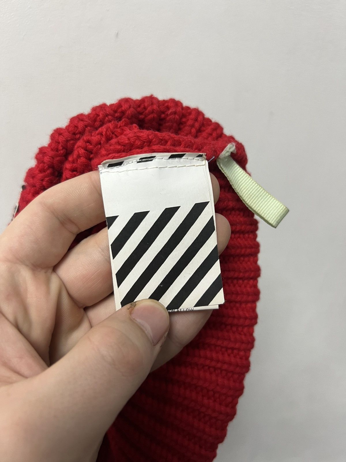 Off-White Off-White Beanie/Toque Hat Red Size ONE SIZE - 5 Thumbnail