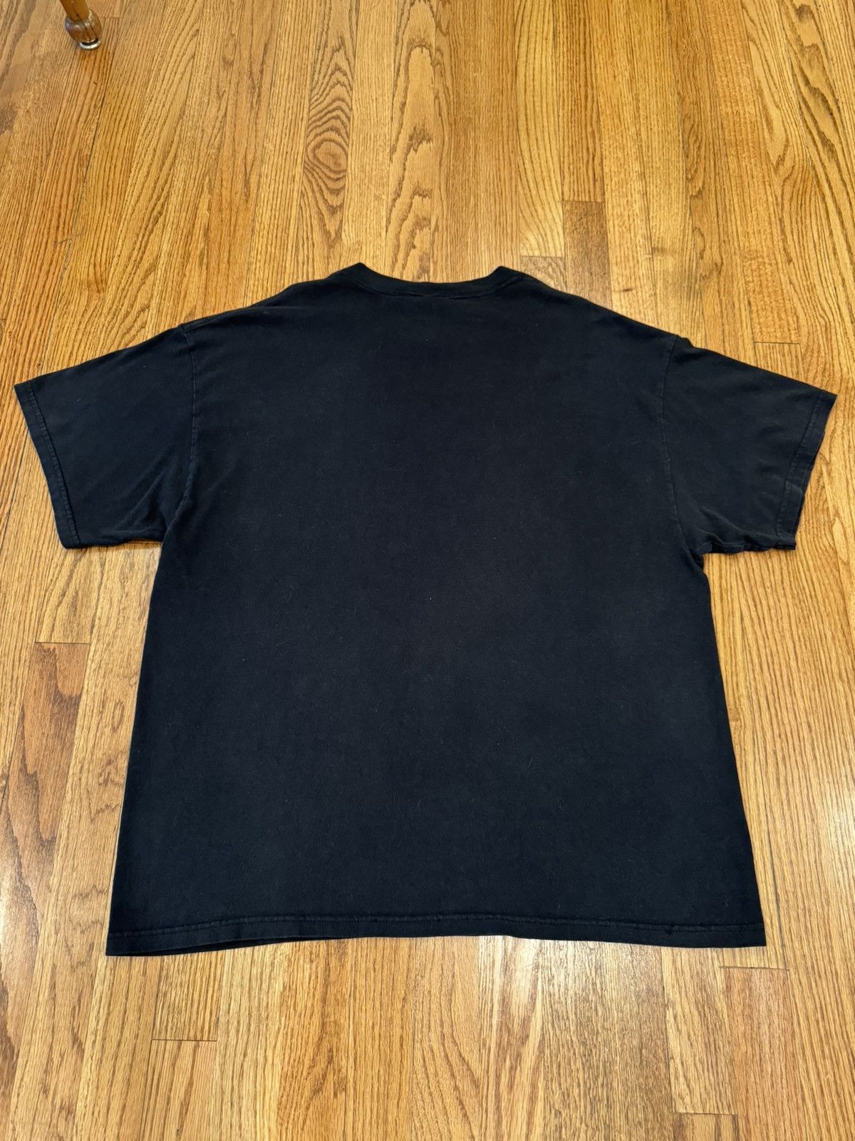 Disney × Vintage Disney Pirates of the Caribbean “Dead Men Tell No Tales” tee Size US XL / EU 56 / 4 - 4 Thumbnail