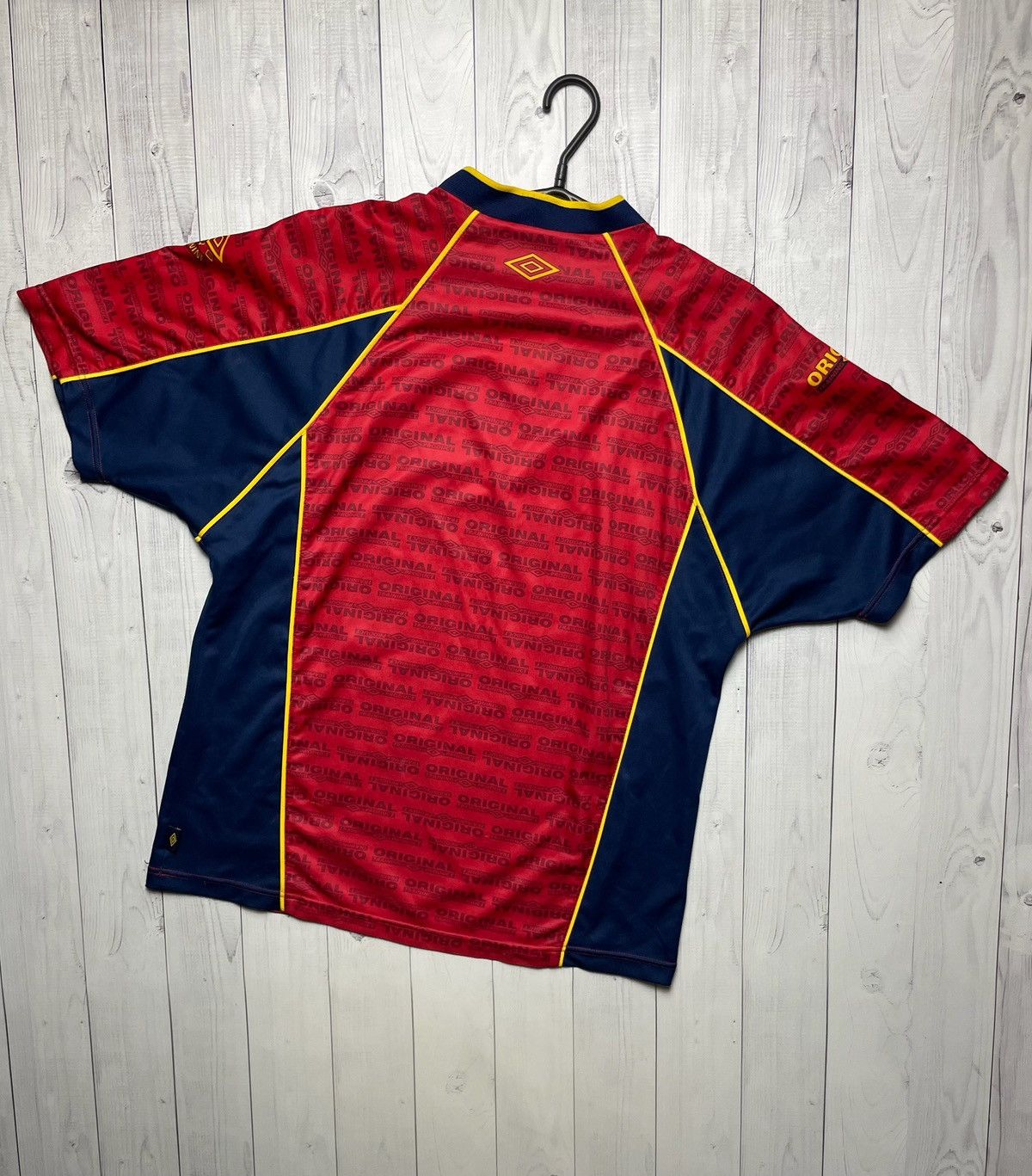 Umbro Umbro pro training vintage suit shorts+jersey size XL rare Size US XL / EU 56 / 4 - 7 Thumbnail