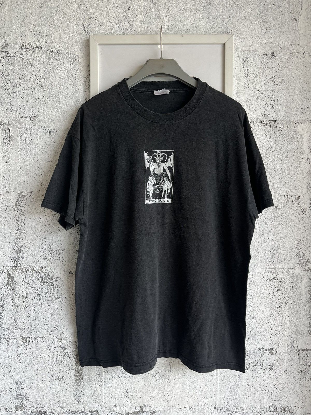 Vintage Vintage TENACIOUS D. ( Jack Black ) Movie Tshirt Size US XL / EU 56 / 4 - 2 Thumbnail