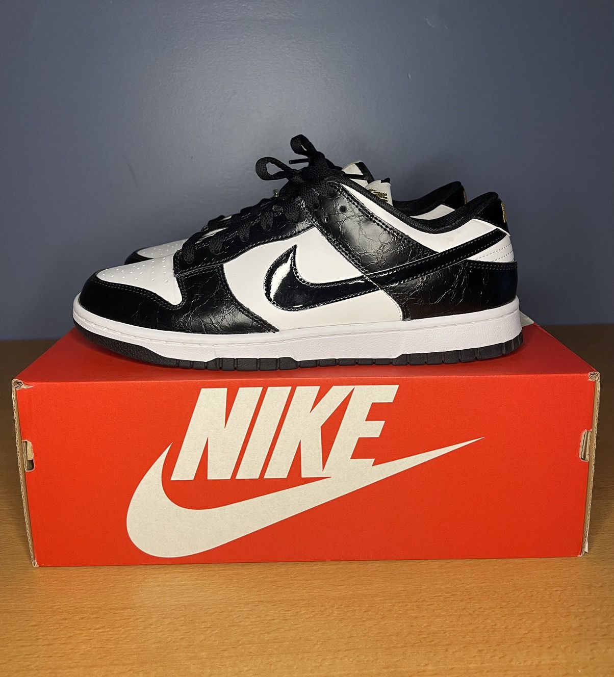 Nike Nike Dunk Low SE 'World Champ' Size US 10 / EU 43 - 1 Thumbnail