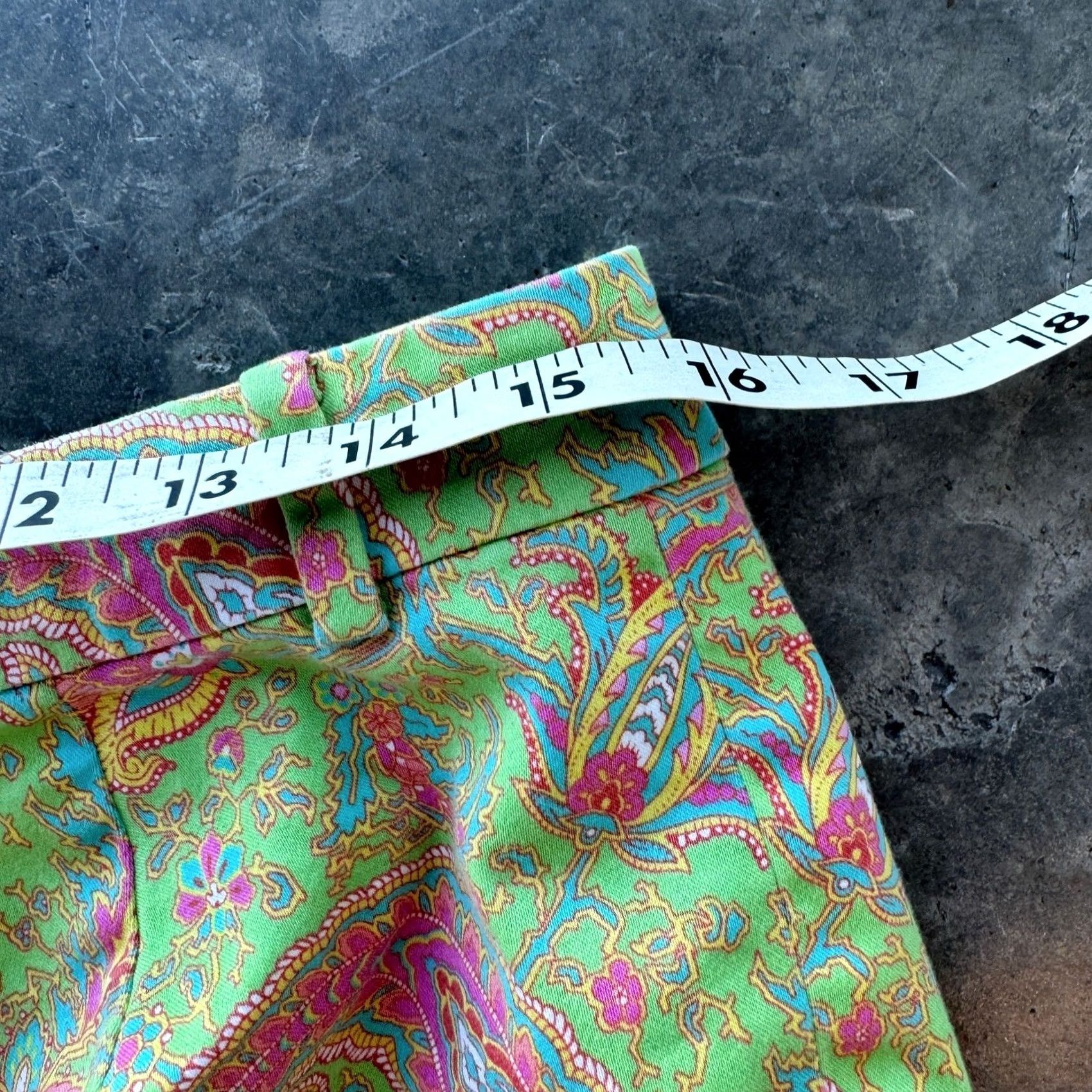 Vintage VINTAGE Polo Ralph Lauren Paisley Green Pink Chino Pants Women's Size 6 Capri Size 28" / US 6 / IT 42 - 4 Thumbnail
