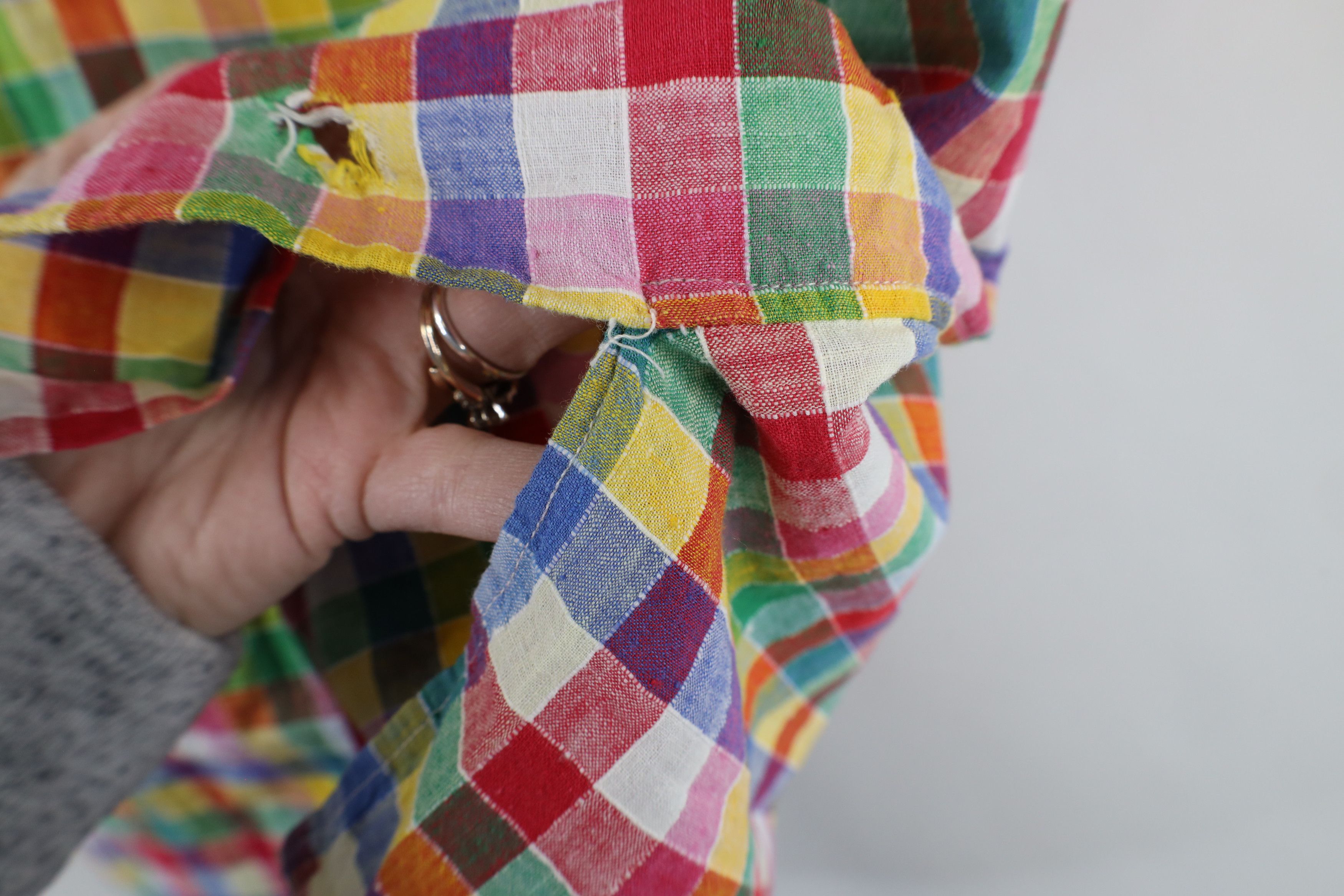 Vintage Vintage 60s 70s Streetwear Checkered Linen Button Shirt Size US L / EU 52-54 / 3 - 5 Thumbnail