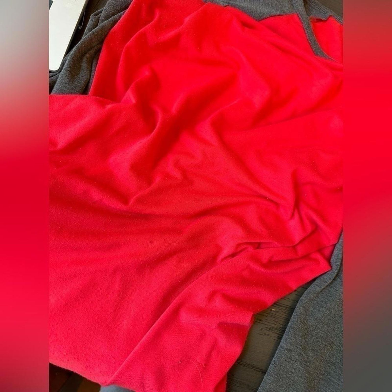 Designer LulaRoe Red and Gray 3/4 Sleeve Top - Size L Size L / US 10 / IT 46 - 4 Thumbnail