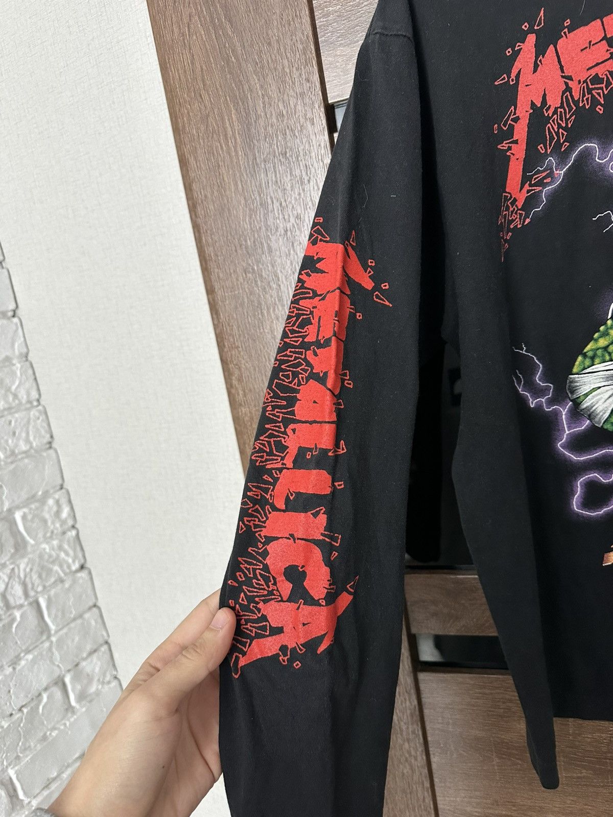 Metallica Metallica Tread On Vintage Band T-Shirt Tee Long Sleeve 90s Size US L / EU 52-54 / 3 - 6 Thumbnail