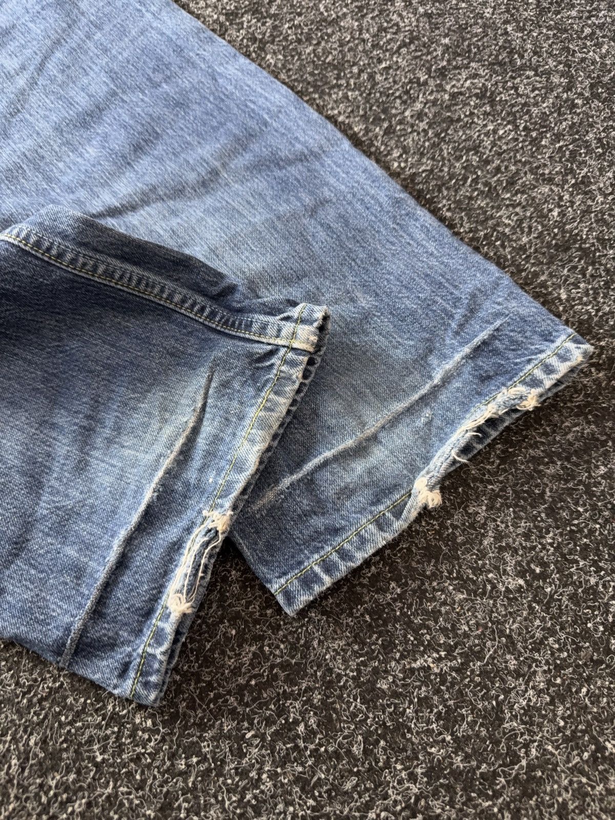 Levi's 00s Y2K Levis 501 Distressed Denim Jeans Vintage Wash Grunge Size US 34 / EU 50 - 13 Thumbnail