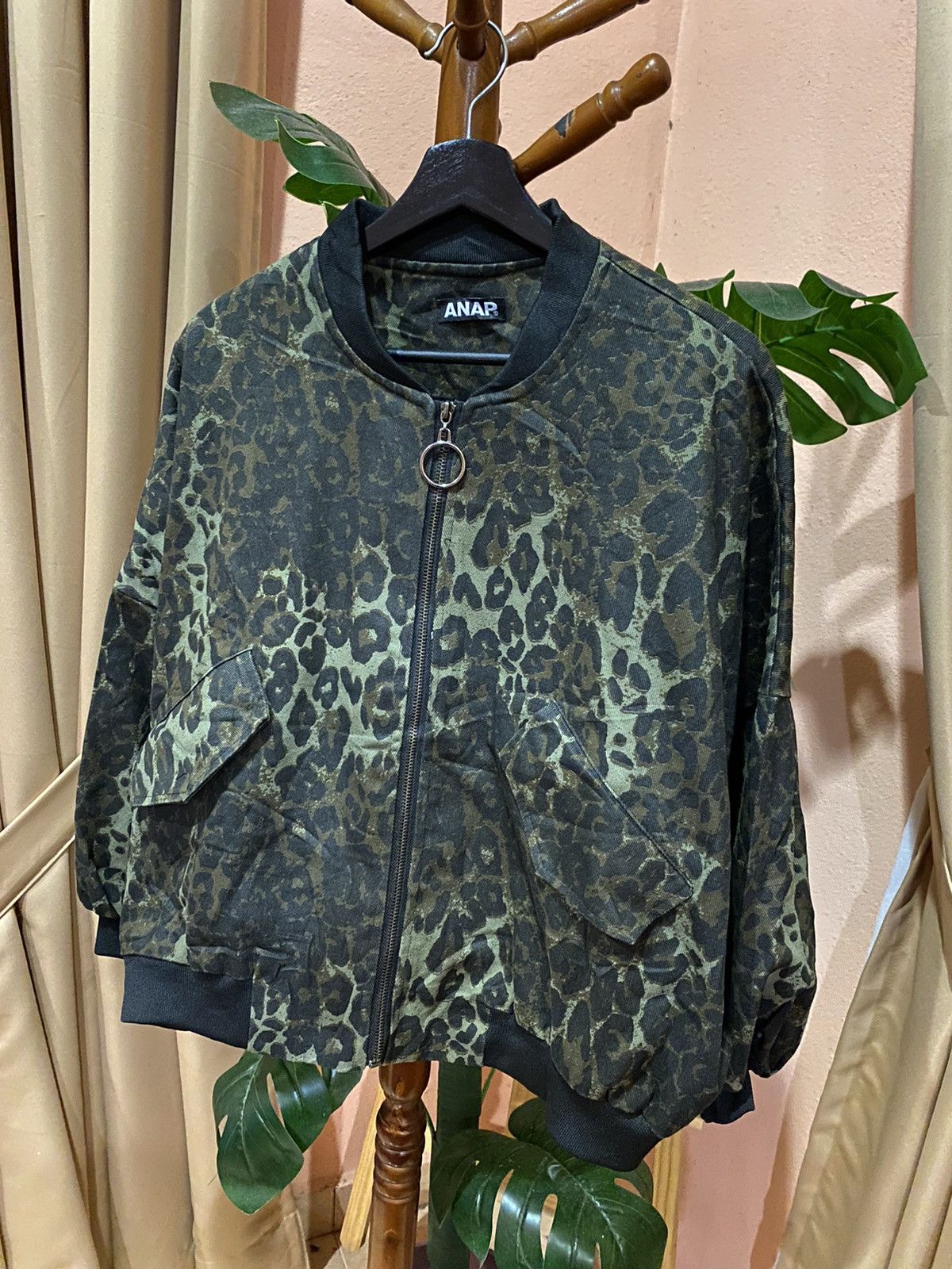 If Six Was Nine ANAP Camo Leopard Print Wing Bat Bomber Jacket Streetwear Size US L / EU 52-54 / 3 - 2 Thumbnail