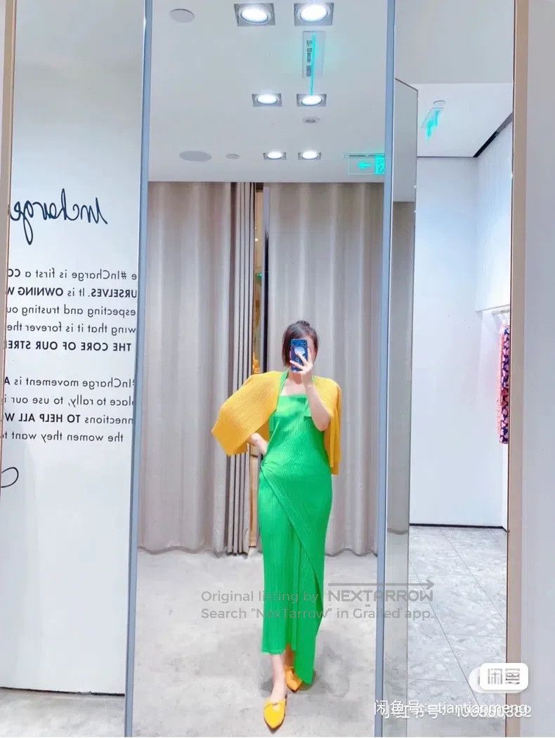 Issey Miyake Issey Miyake Green Dress Size S / US 4 / IT 40 - 2 Thumbnail