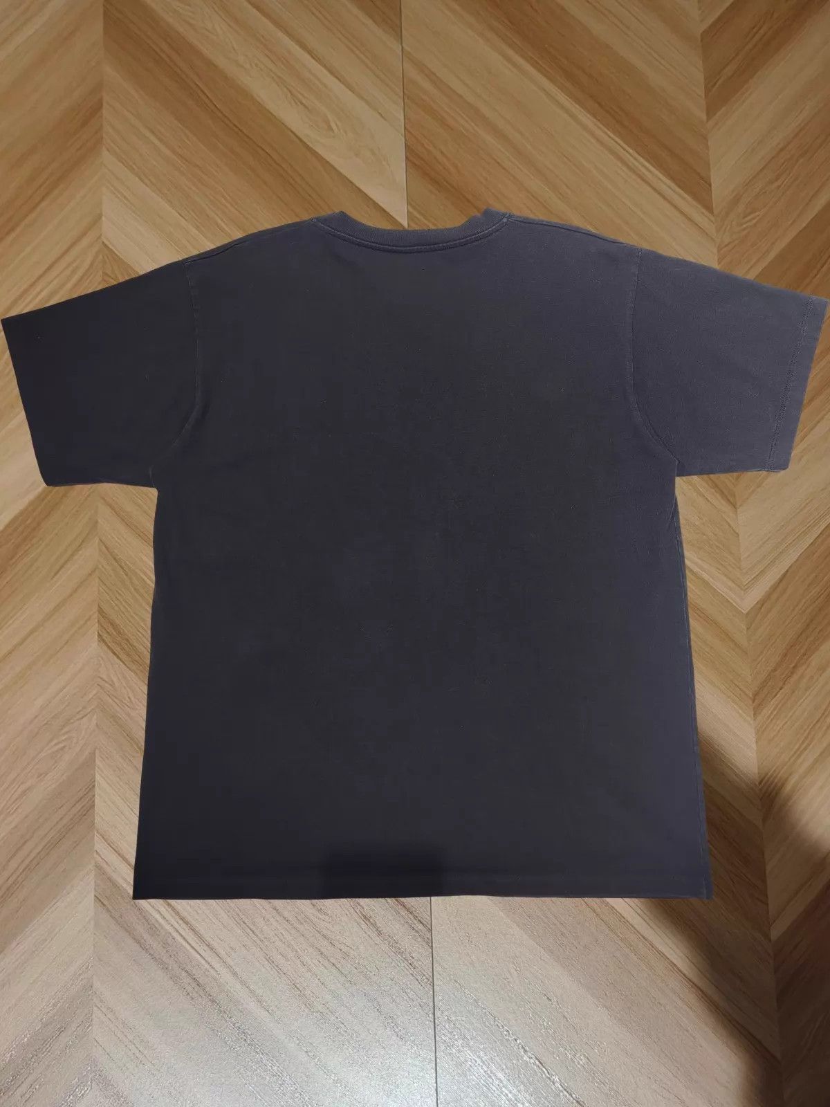 Gucci 9/10 Gucci oversized XS T-shirt minor print cracking Size XS / US 0-2 / IT 36-38 - 2 Thumbnail