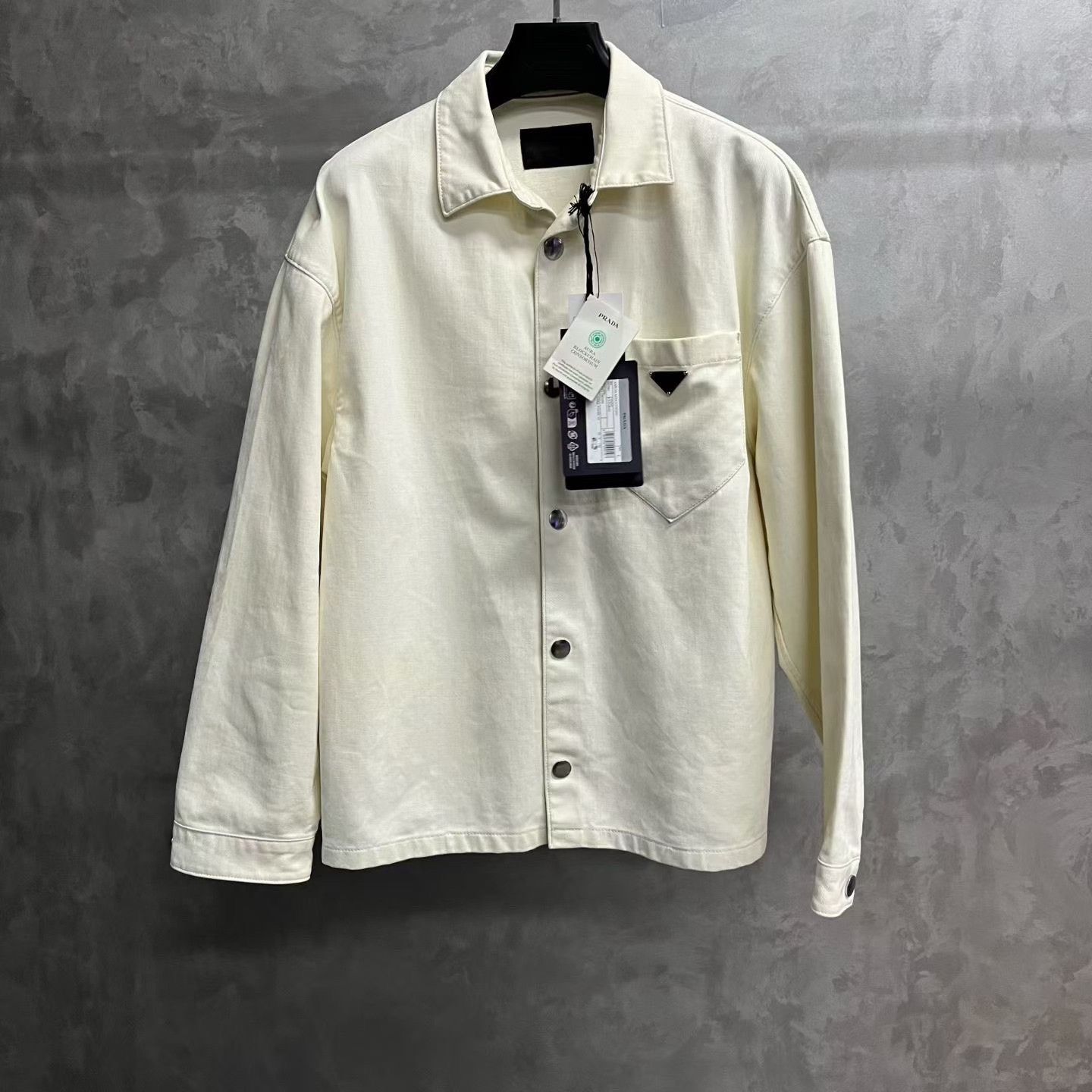 Prada Prada Retro White Shirt l Men Size US L / EU 52-54 / 3 - 1 Thumbnail