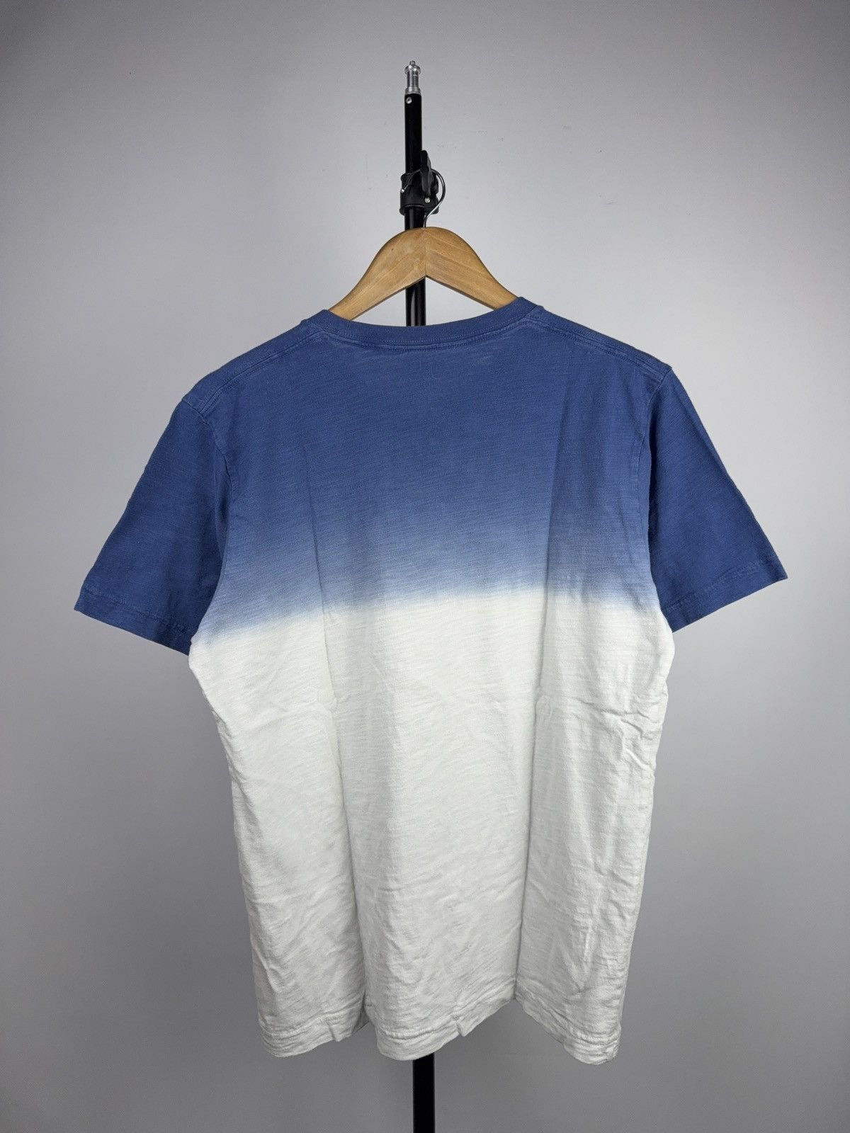 Uniqlo Japanese 00s Uniqlo UT Hokusai Wave Art T-Shirt MFA Boston Size US M / EU 48-50 / 2 - 7 Thumbnail