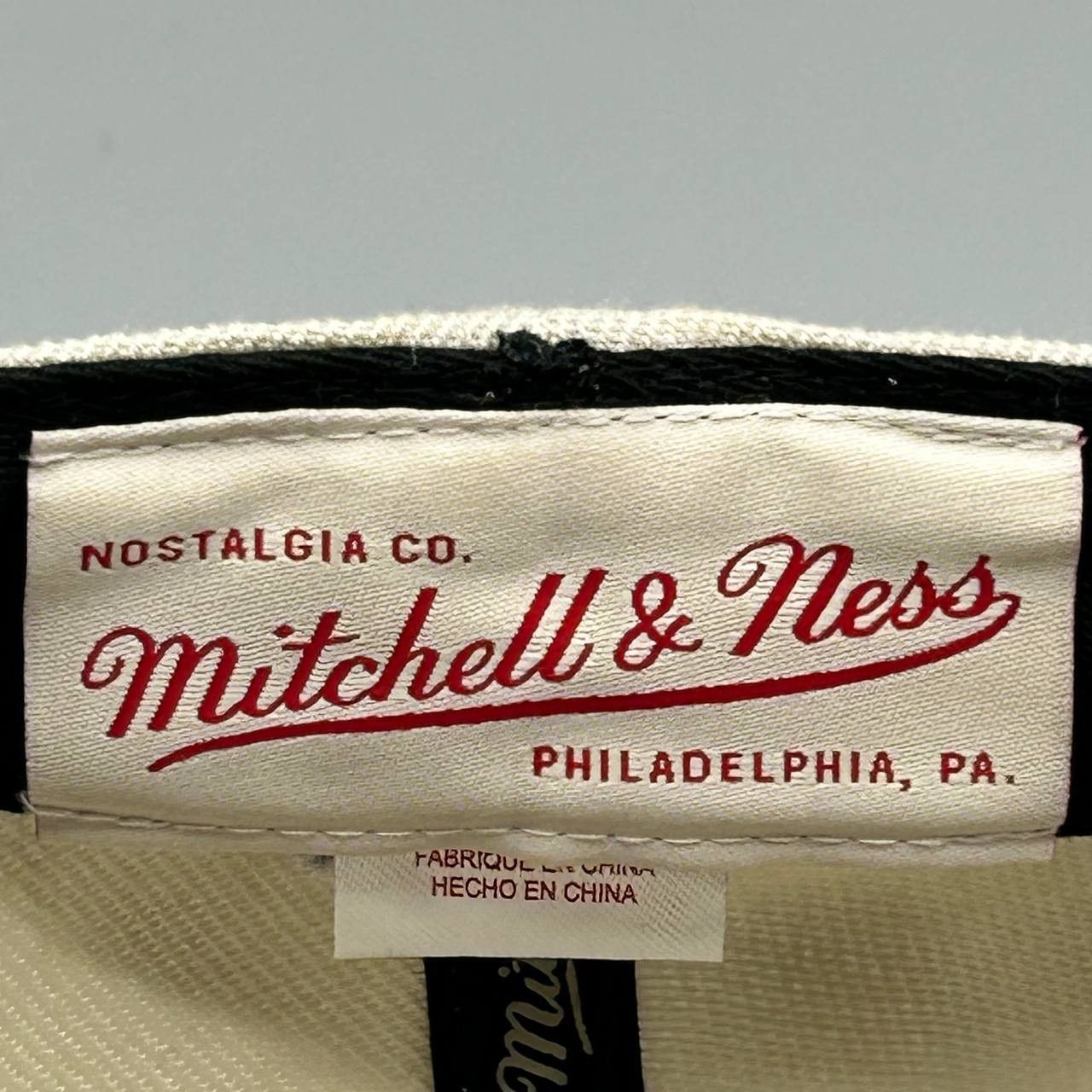 Mitchell & Ness Phoenix Suns Hat Men 7 1/8 White Orange NBA HWC Fitted Cap Size ONE SIZE - 9 Thumbnail