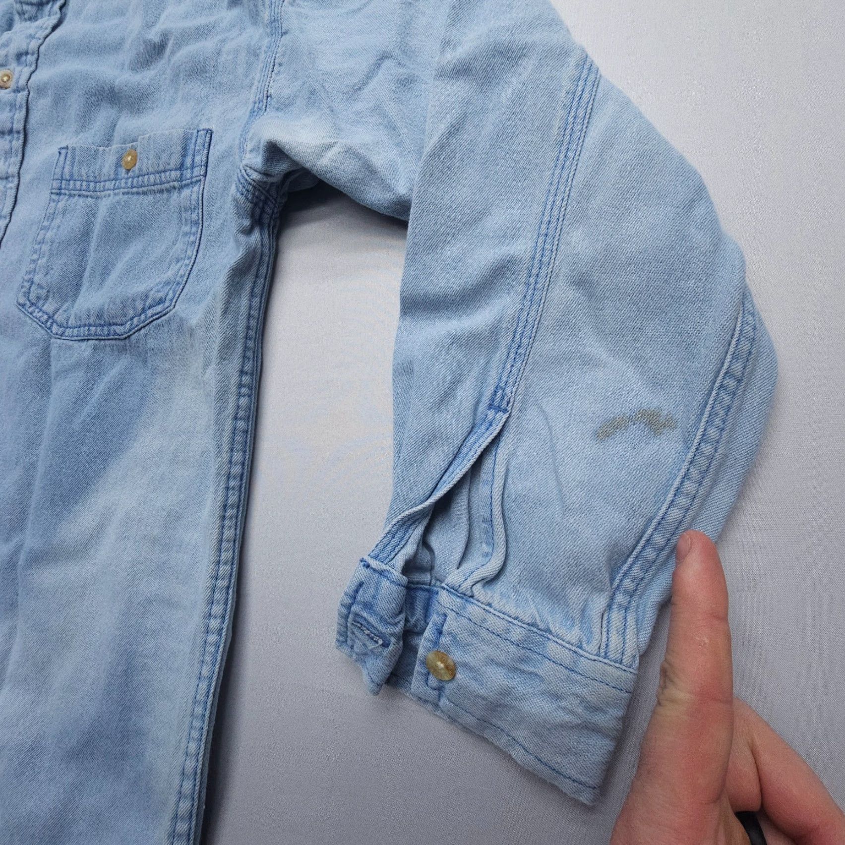 Vintage VINTAGE Arizona Jeans Denim Shirt Womens Small Blue Faded Western Rodeo Work Shirt Casual Women’s Size S / US 4 / IT 40 - 6 Thumbnail