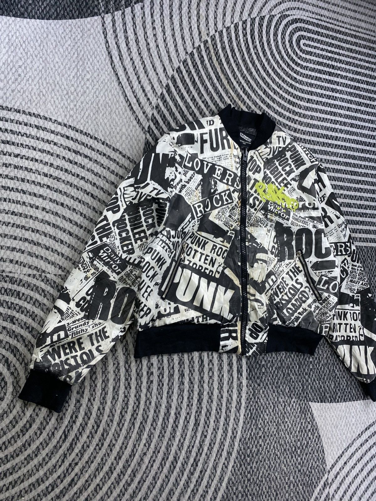 Super Lovers RARE❗️Super Lovers Punk Rock AOP Reversible Bomber Jacket Size US L / EU 52-54 / 3 - 5 Thumbnail