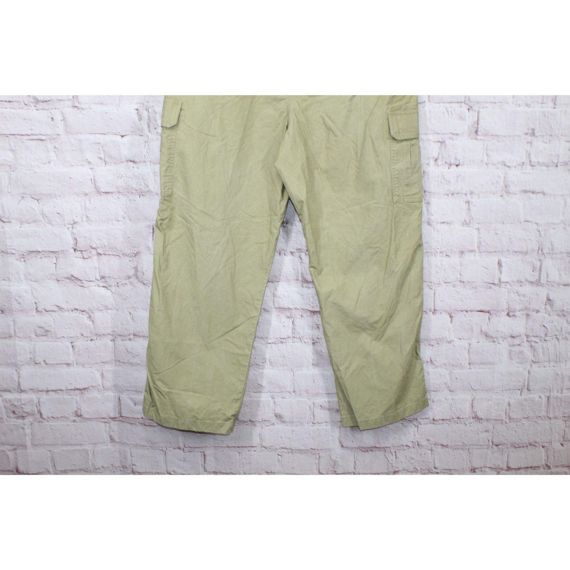 L.L. Bean LL Bean Men's Tropic Weight Cargo Pants Natural Fit Comfort Size US 40 / EU 56 - 5 Thumbnail