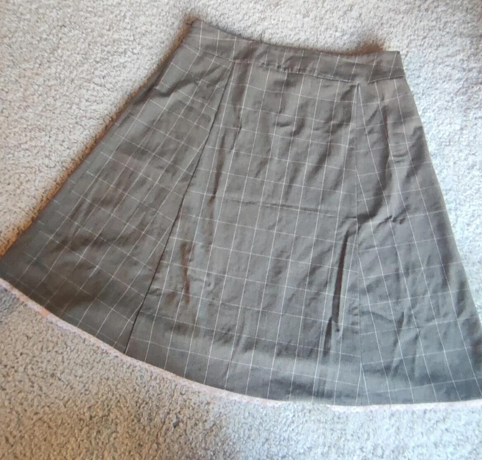 Old Navy Old Navy Womens Gray Vintage Plaid Flair Skirt Size 6 Pink L Size 28" / US 6 / IT 42 - 5 Thumbnail