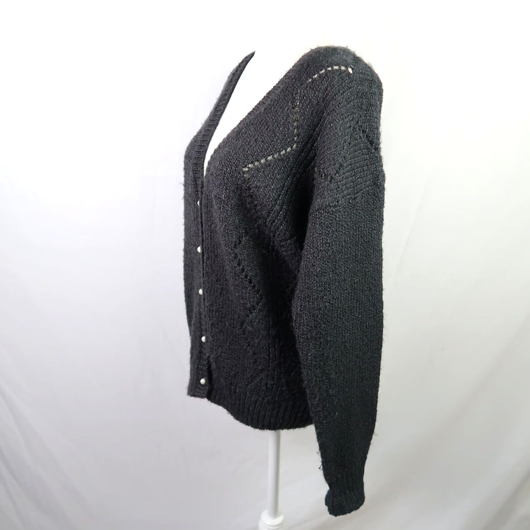 Diane von Furstenberg VINTAGE Diane von Furstenberg Black Pointelle Knit Cardigan Sweater M Womens 90s Casual Size M / US 6-8 / IT 42-44 - 5 Thumbnail