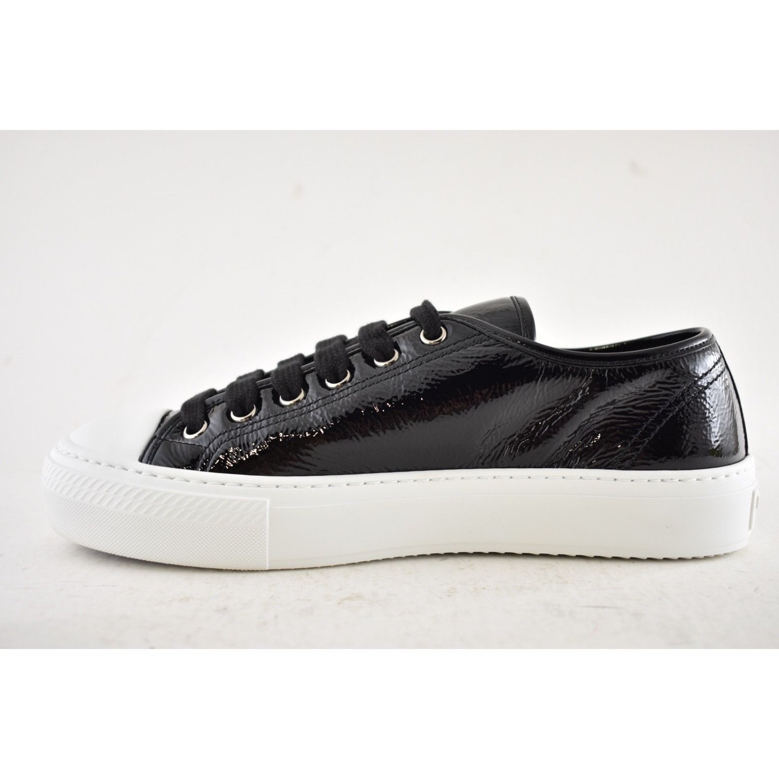 Prada Prada Smash Naplak Logo Flat Low Top Trainer Sneaker 39 Size US 9 / IT 39 - 12 Thumbnail
