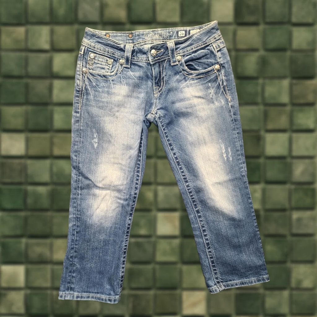Miss Me Miss Me Capri Jeans Womens 26x21 Regular Fit Cuffed Embroidered Rhinestone Blue Denim 5-Pocket Rise Mid Y2K Cowboycore Girls Womens Size 26" / US 2 / IT 38 - 1 Thumbnail