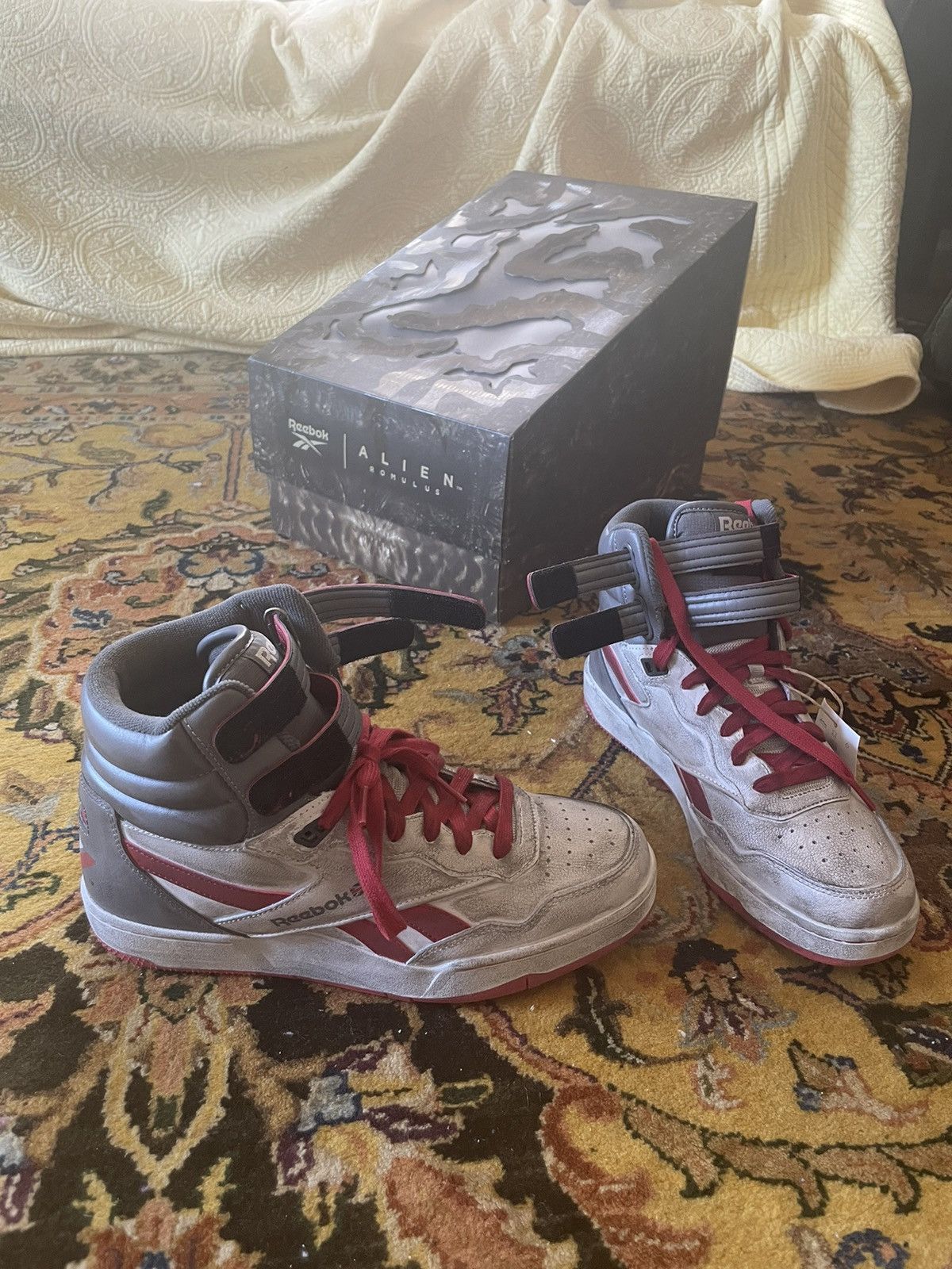 Reebok Reebok ALIEN: ROMULUS collab hi-top sneakers Size US 9 / EU 42 - 1 Thumbnail