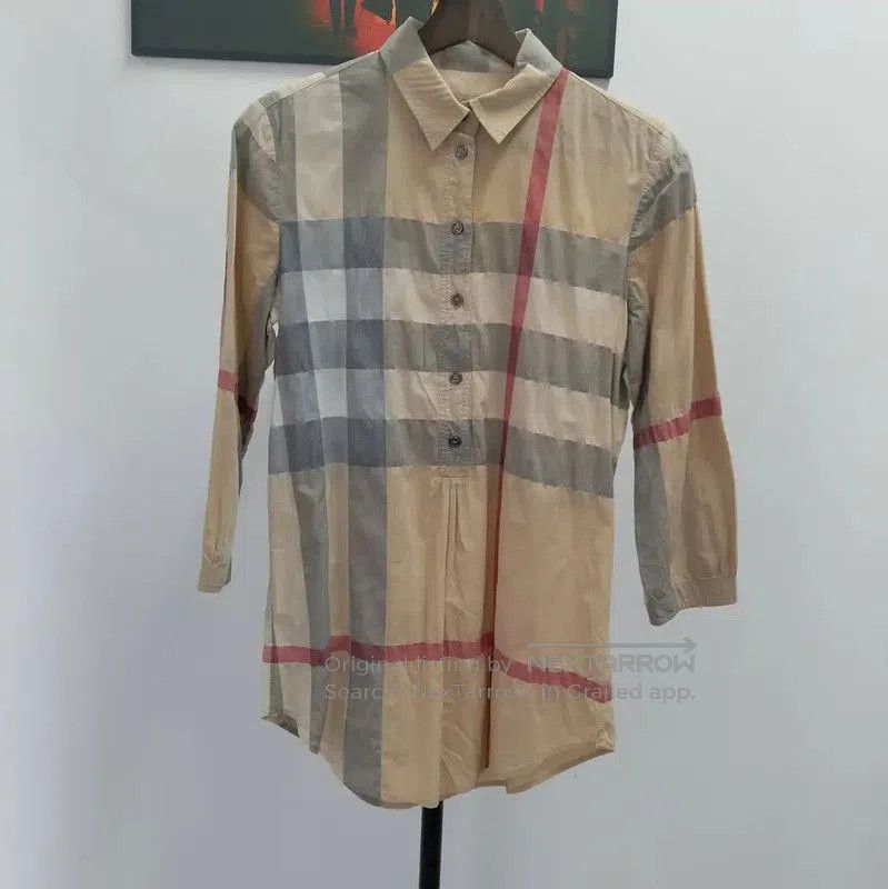 Burberry Burberry Khaki Long Sleeve Cotton Shirt. Size XS / US 0-2 / IT 36-38 - 1 Thumbnail