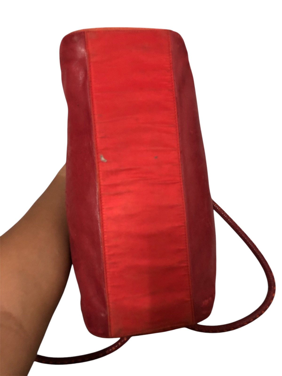 Prada × Vintage Vintage Prada Red Leather Shoulder Bag Size ONE SIZE - 19 Thumbnail