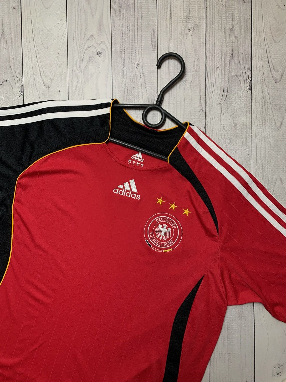 Adidas × Vintage Vintage adidas Deutschland red soccer jersey rare S Size US S / EU 44-46 / 1 - 2 Thumbnail